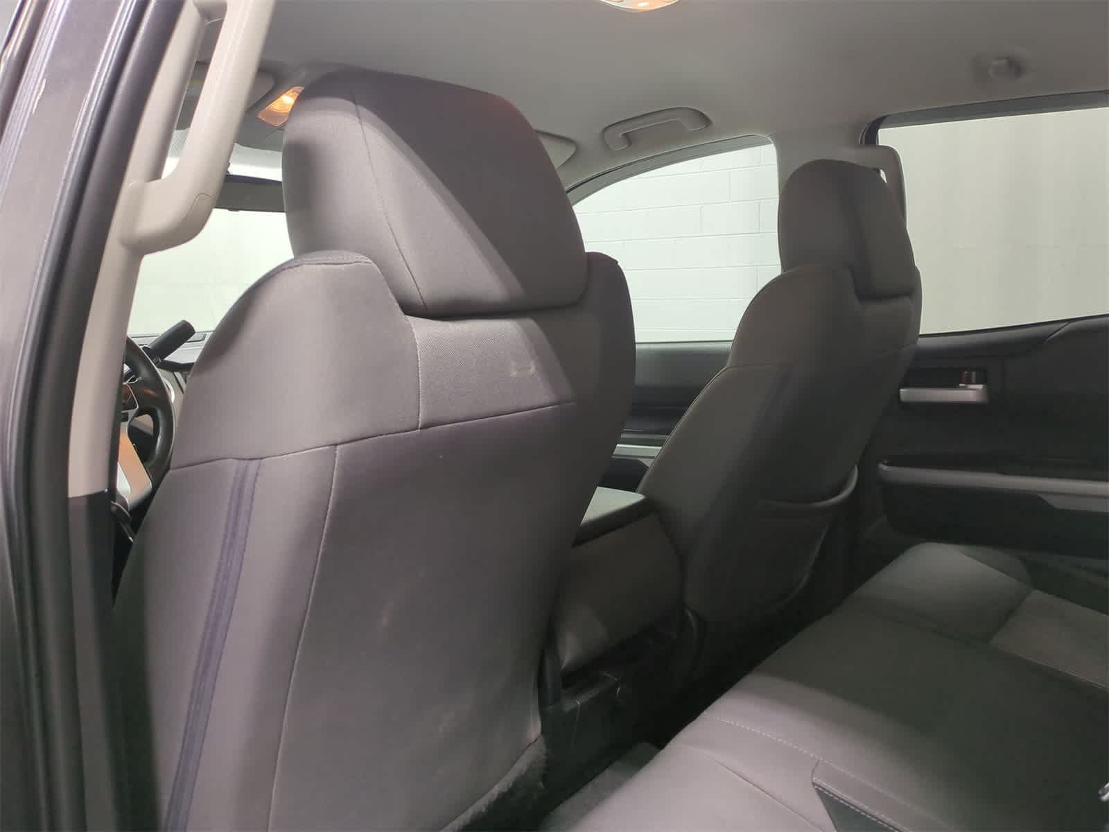 2016 Toyota Tundra SR5 19