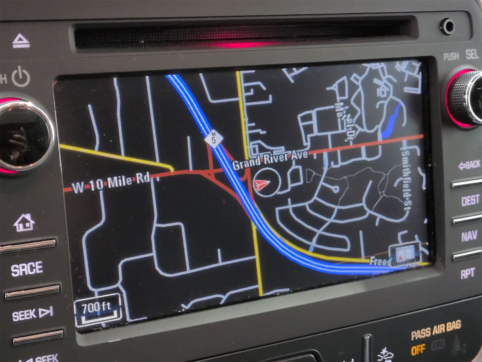 Thumbnail: 2017 GMC Acadia - 31