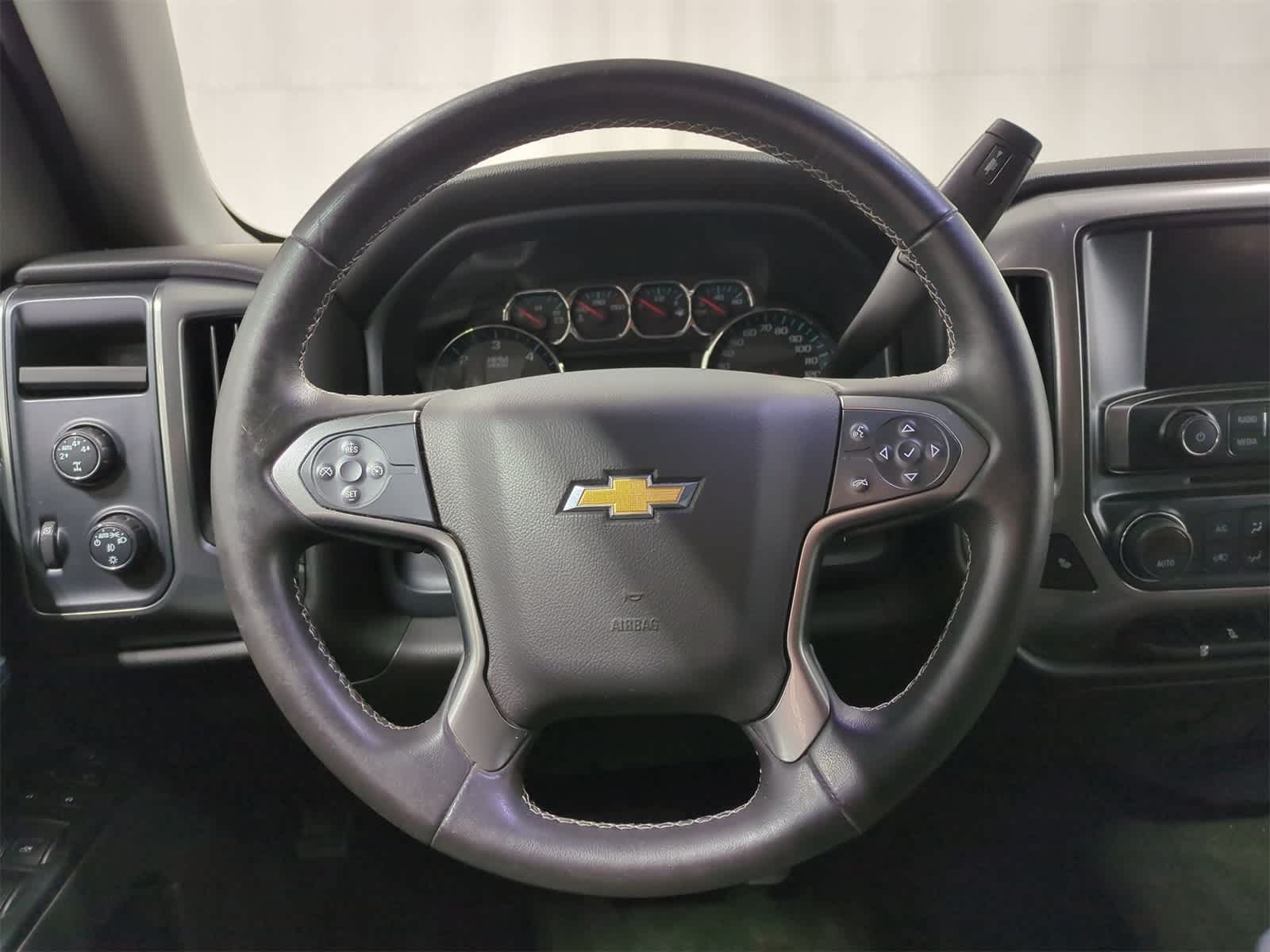 Thumbnail: 2016 Chevrolet Silverado 1500 - 23