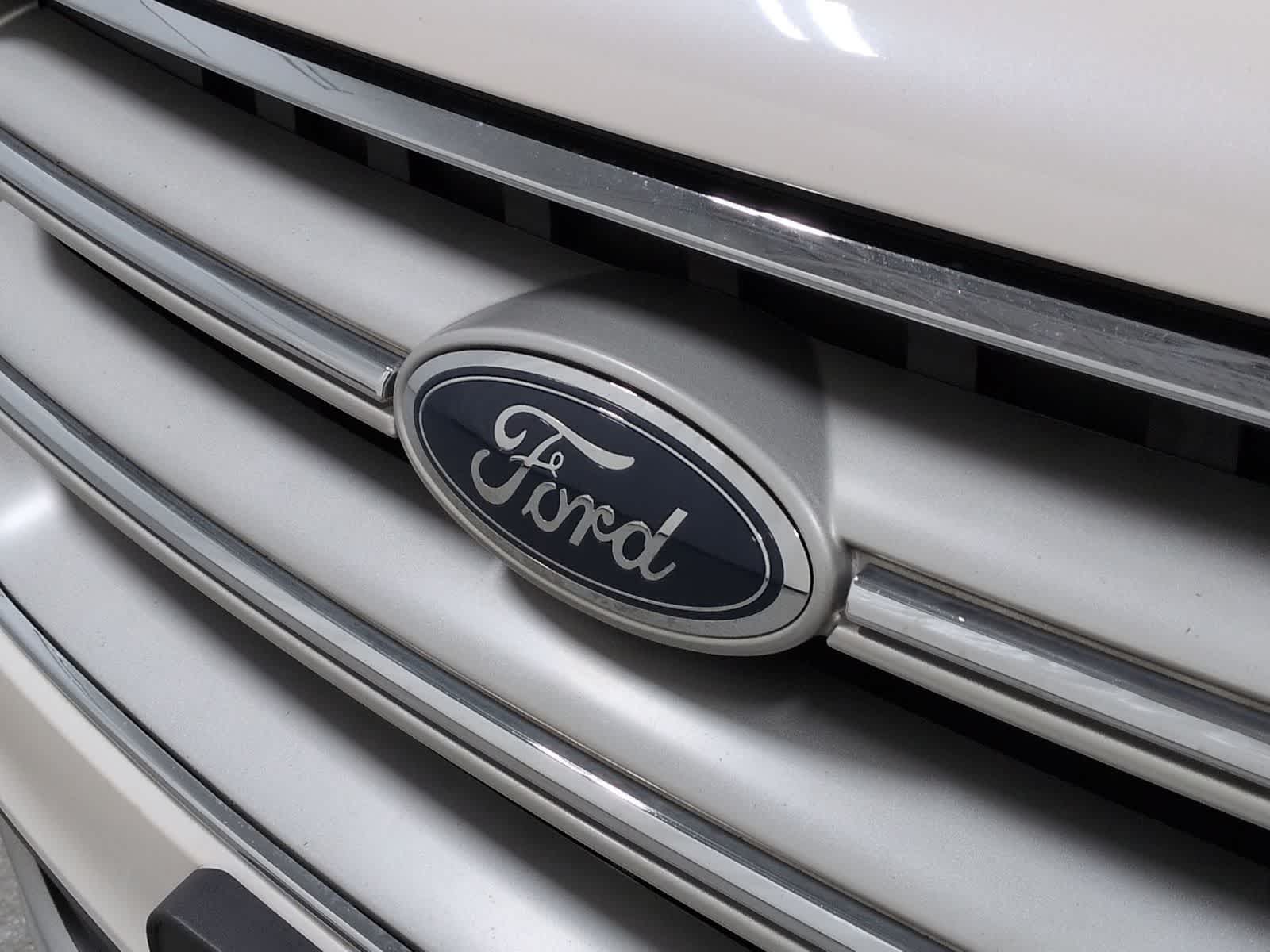 Thumbnail: 2018 Ford Escape - 12