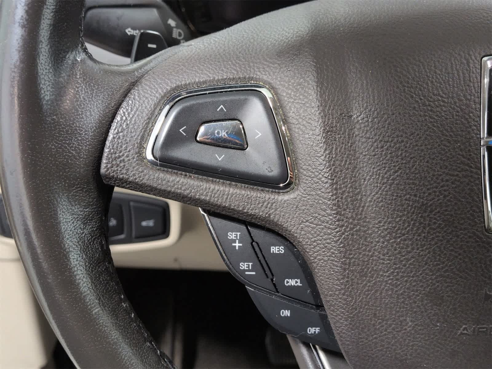 Thumbnail: 2017 Lincoln MKC - 24