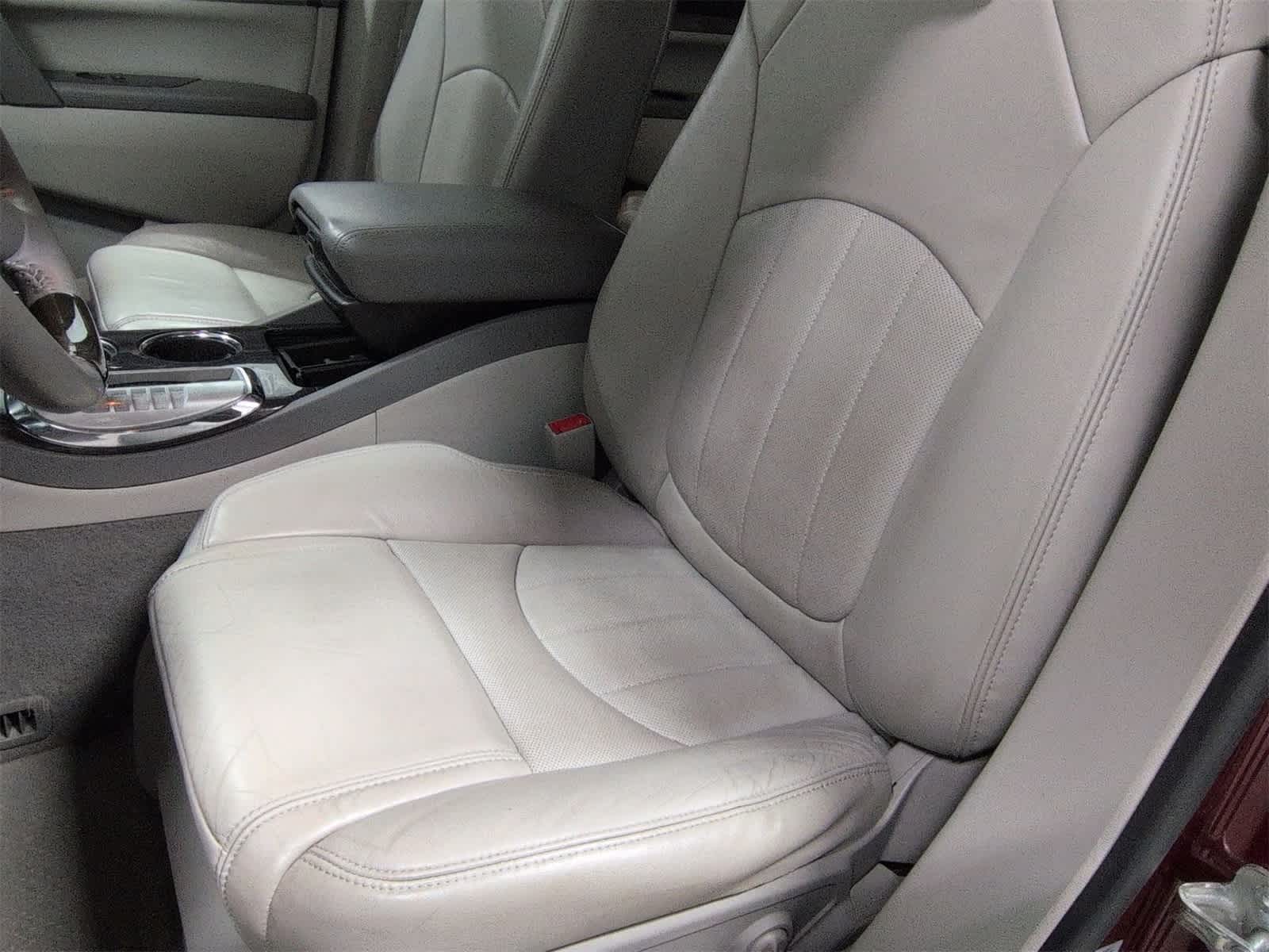 Thumbnail: 2015 Buick Enclave - 17