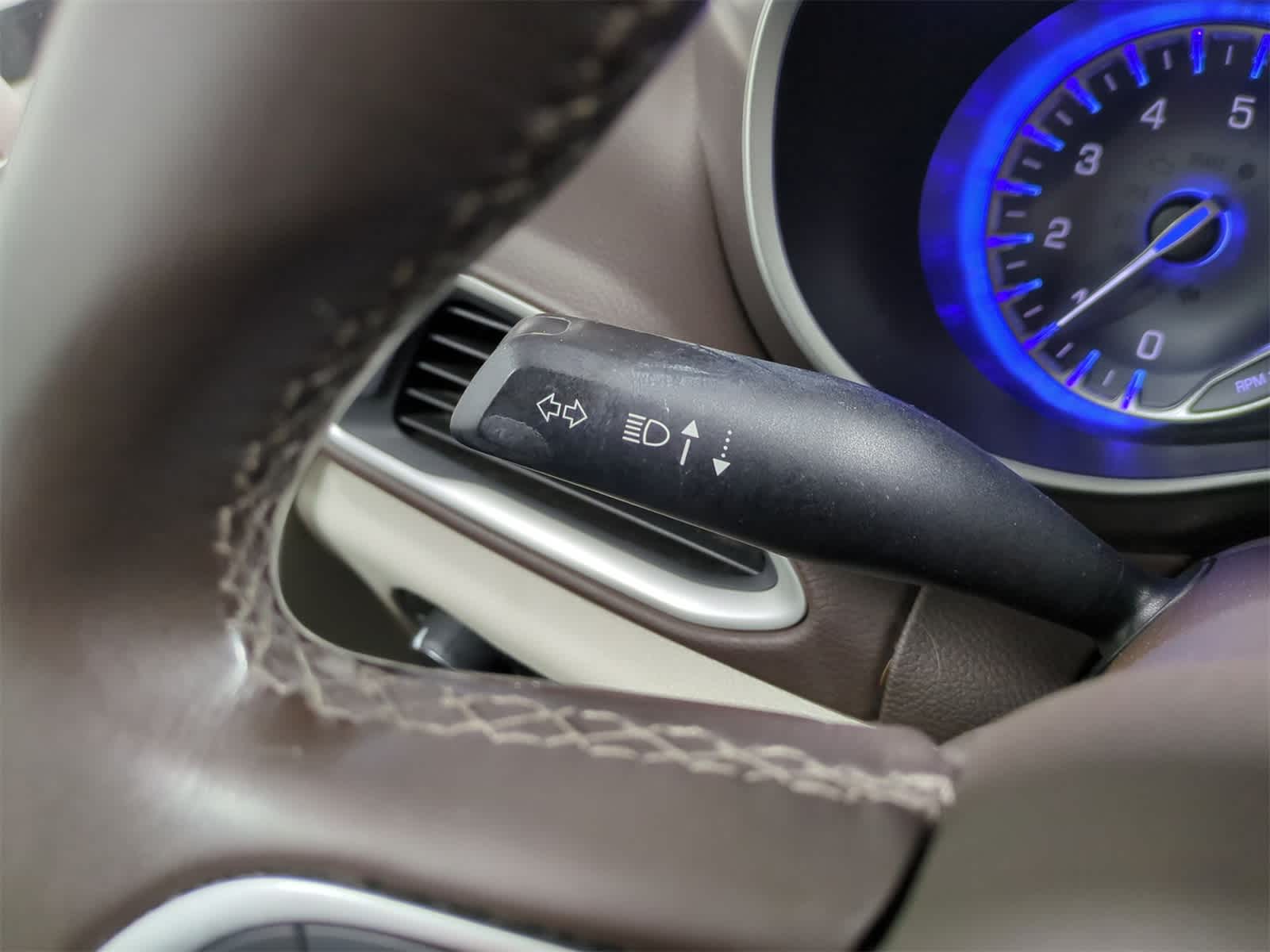 Thumbnail: 2018 Chrysler Pacifica - 30