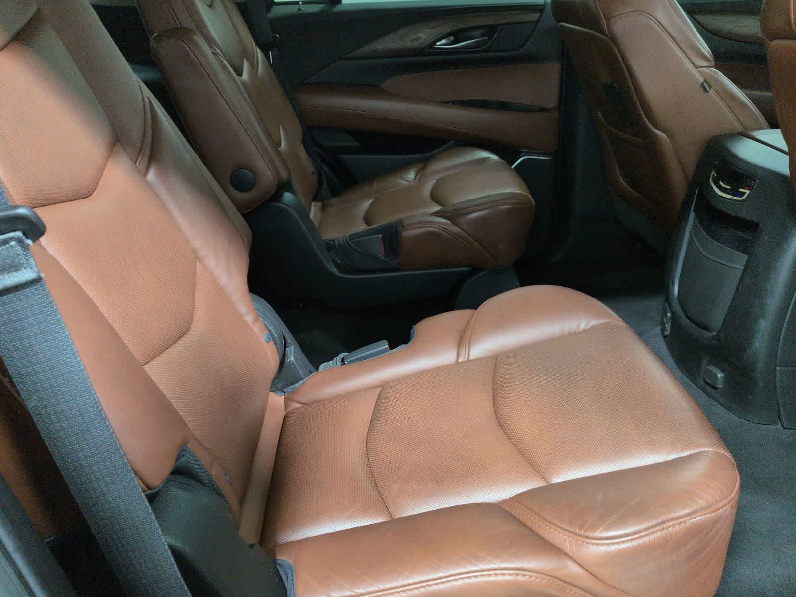 Thumbnail: 2018 Cadillac Escalade - 21