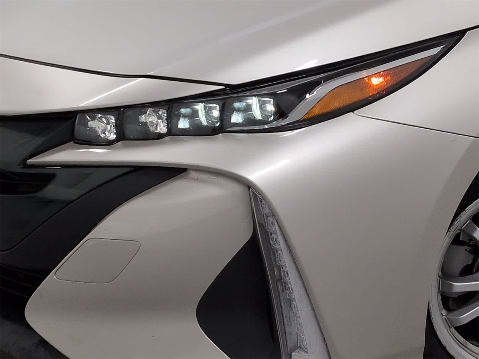 Thumbnail: 2017 Toyota Prius Prime - 11