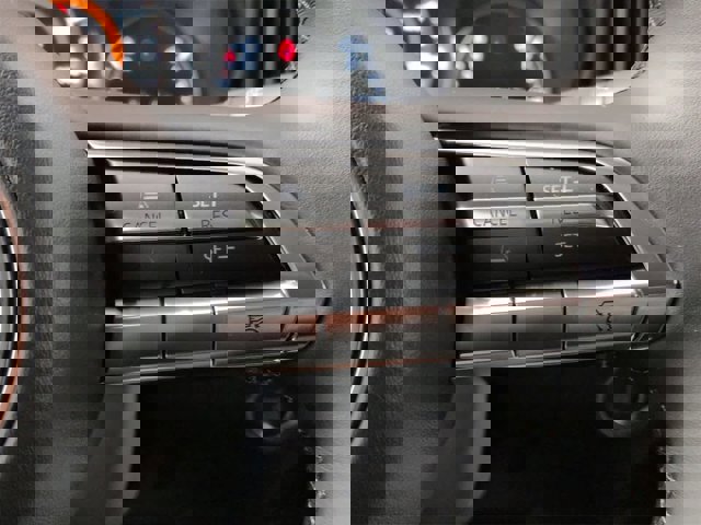 Thumbnail: 2025 Mazda CX-50 - 27