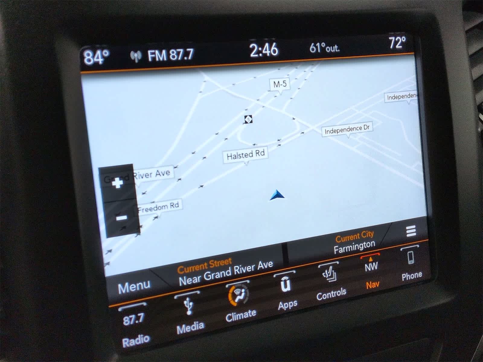 Thumbnail: 2019 Jeep Cherokee - 29