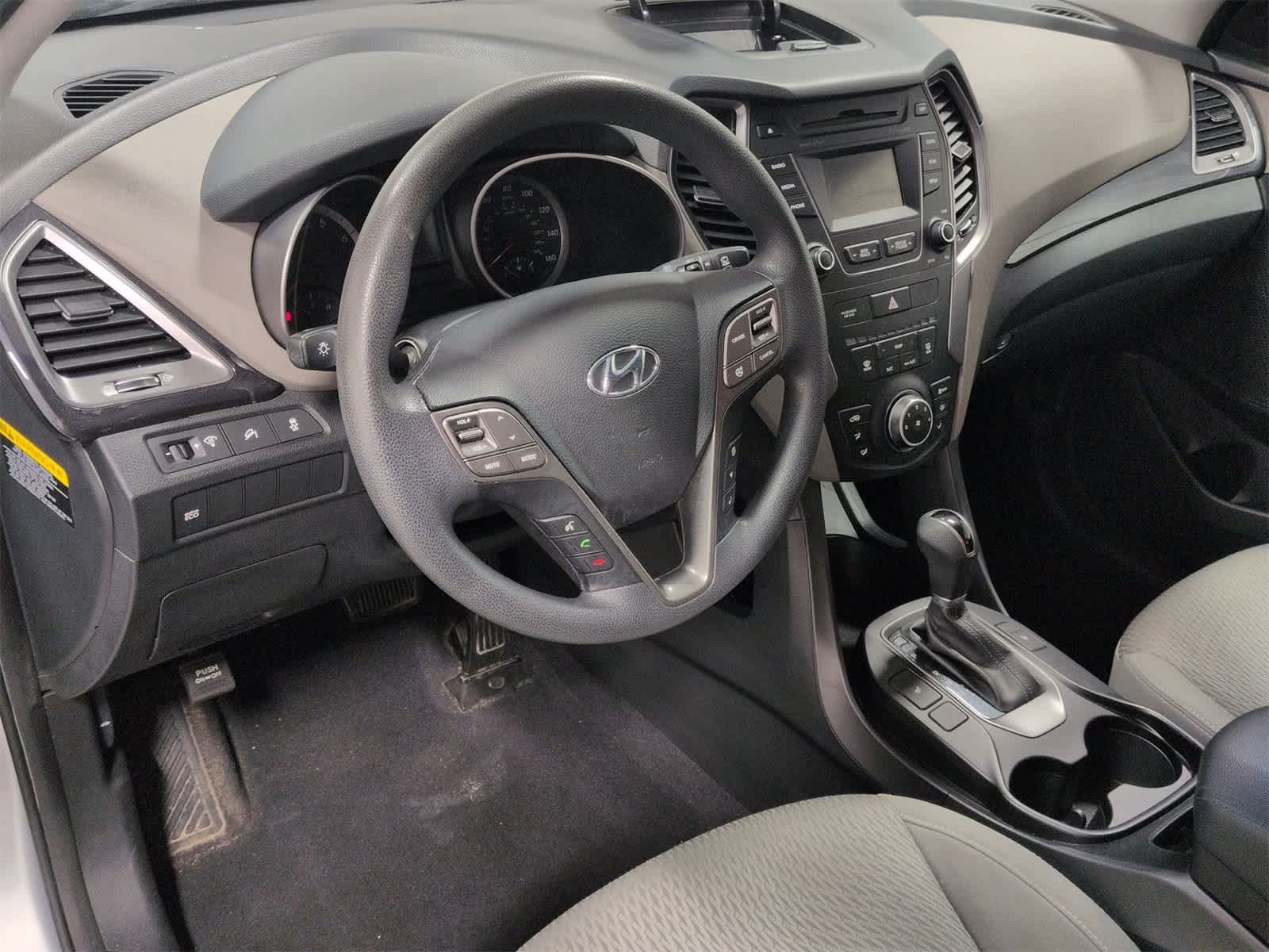 Thumbnail: 2015 Hyundai Santa Fe - 10