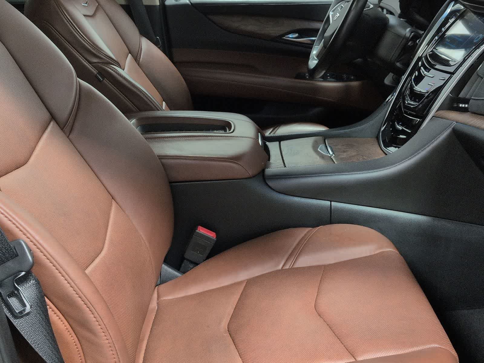 Thumbnail: 2018 Cadillac Escalade - 23