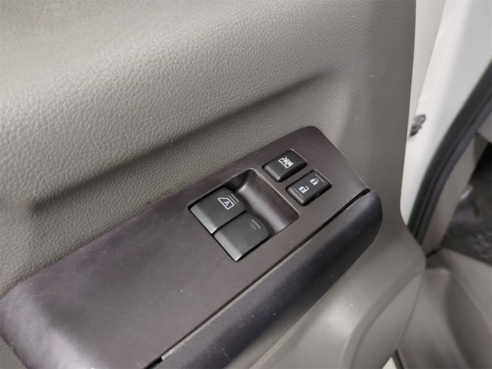 Thumbnail: 2016 Nissan NV - 18