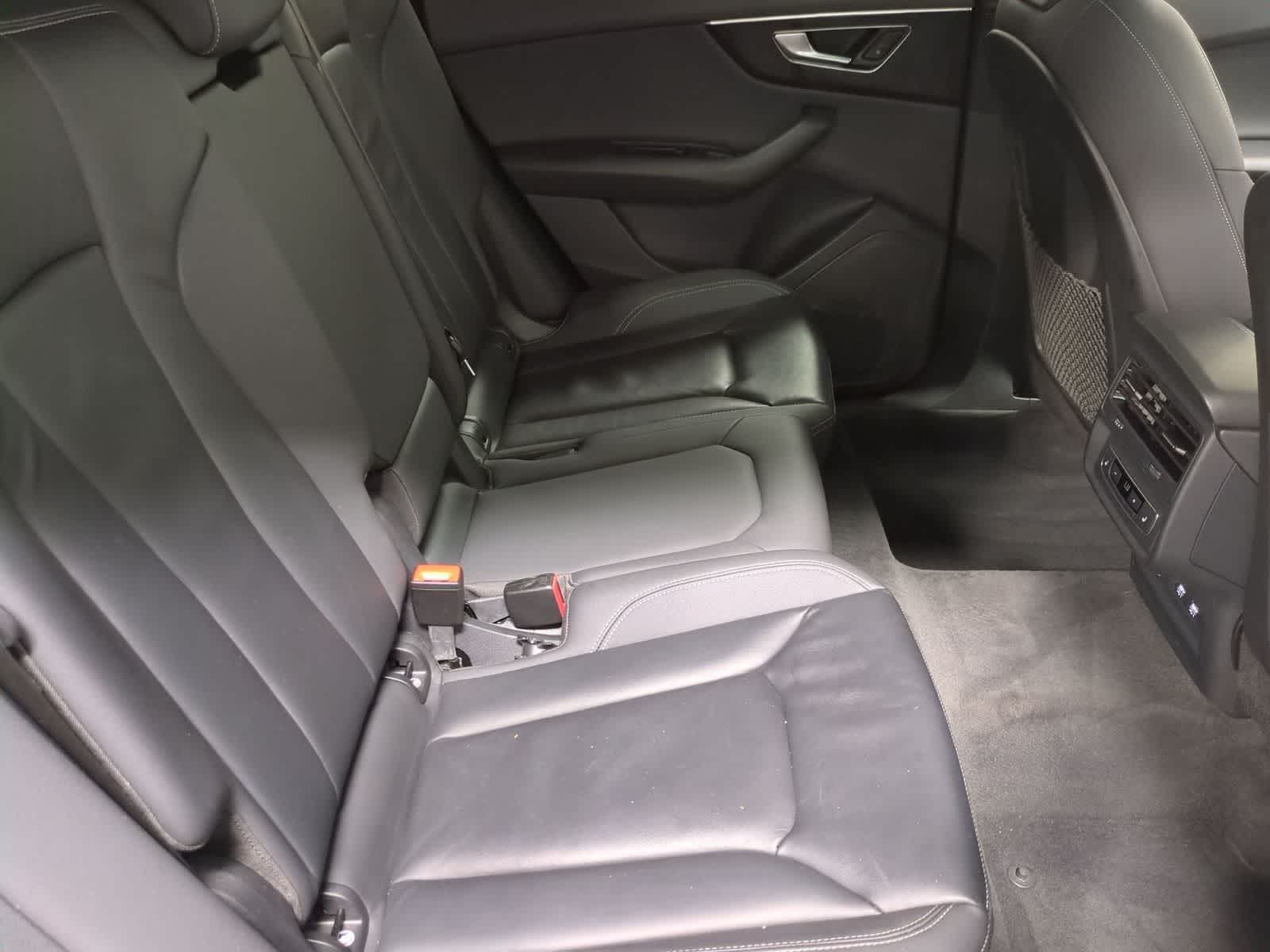 Thumbnail: 2019 Audi Q8 - 21