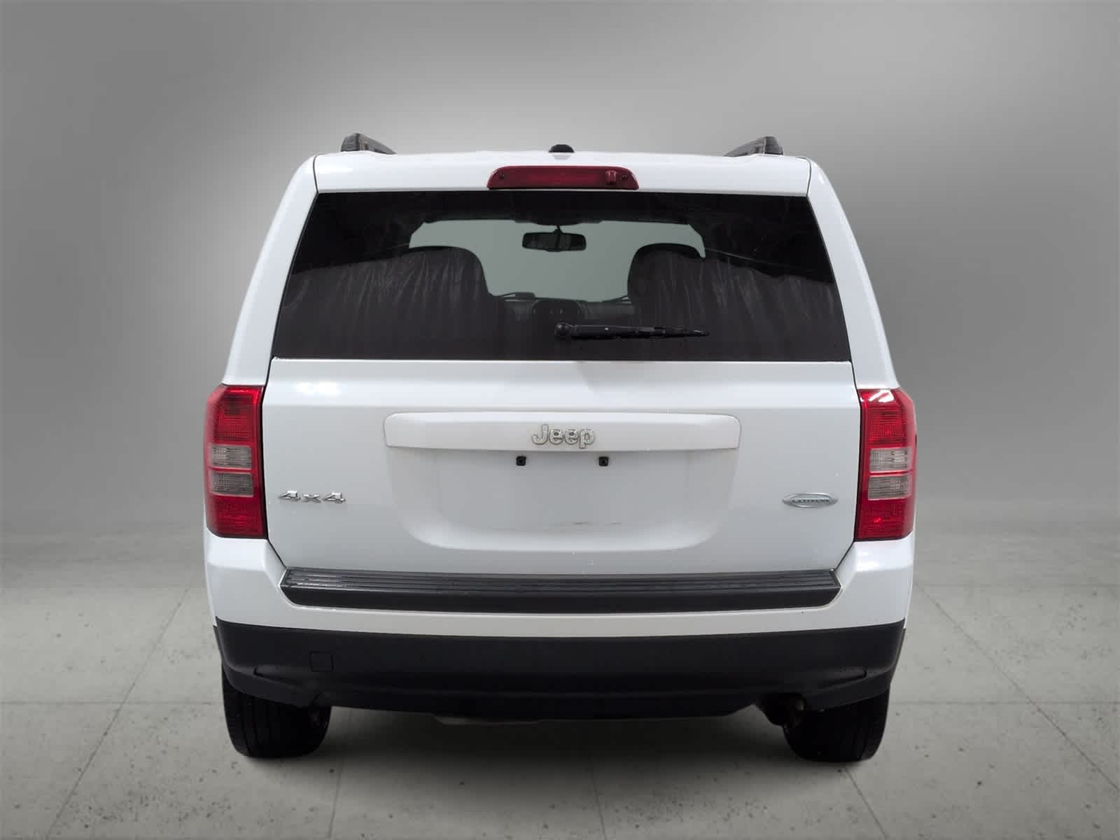 Thumbnail: 2014 Jeep Patriot - 7