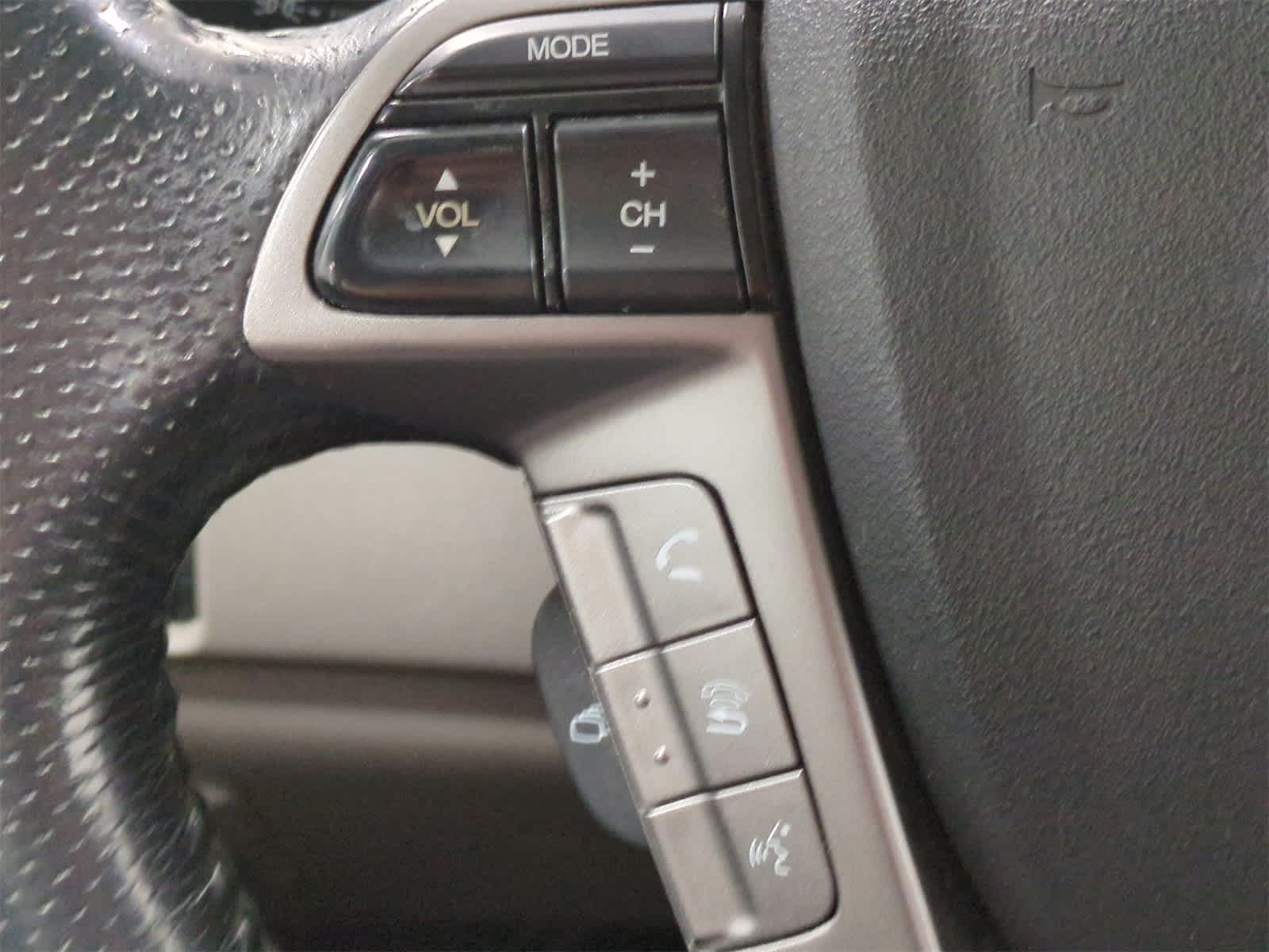 Thumbnail: 2016 Honda Odyssey - 23