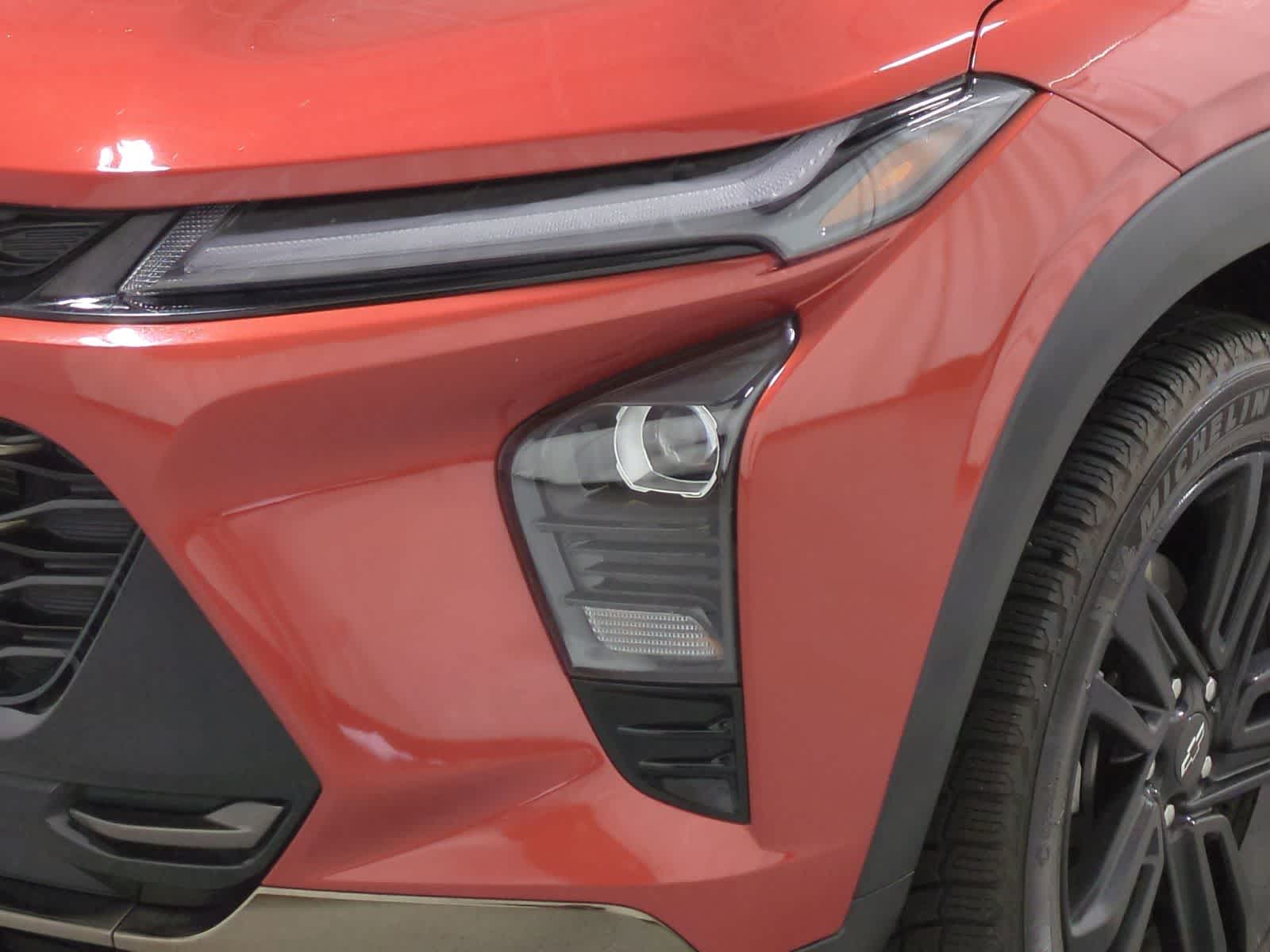 Thumbnail: 2024 Chevrolet Trax - 11