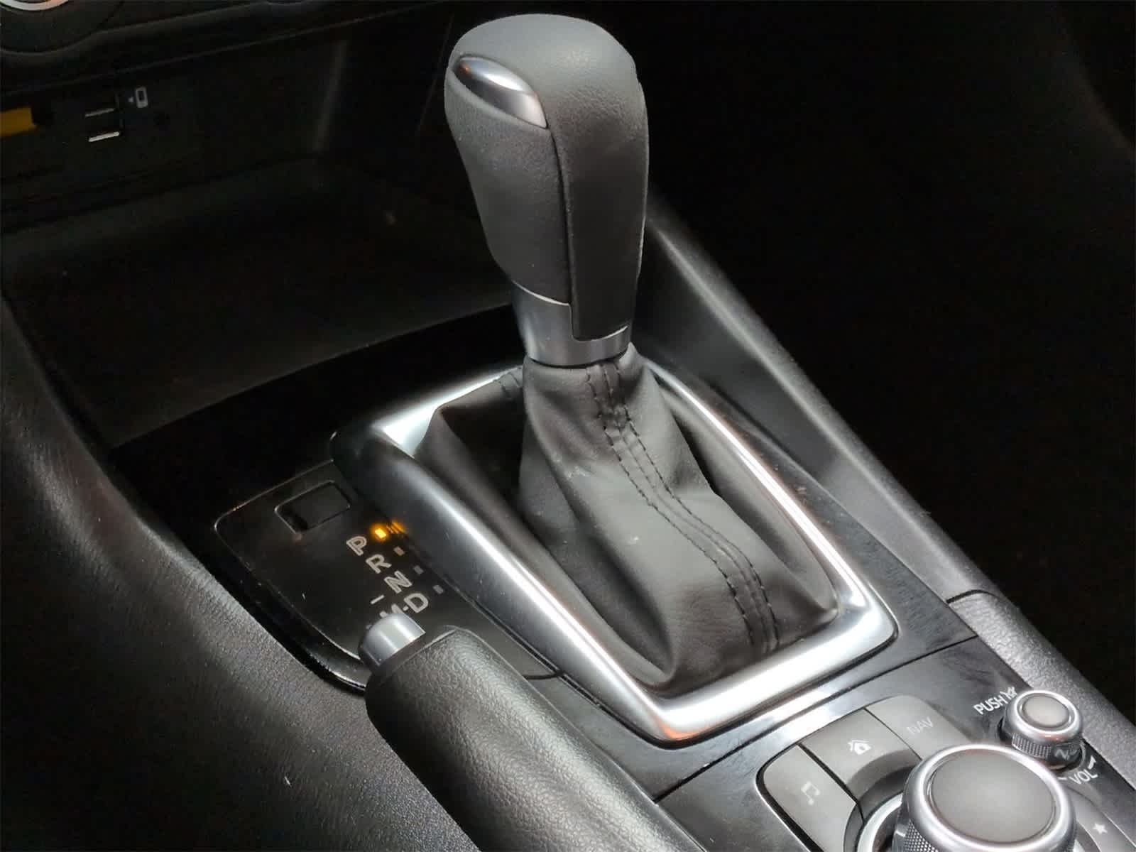 Thumbnail: 2016 Mazda Mazda3 - 31