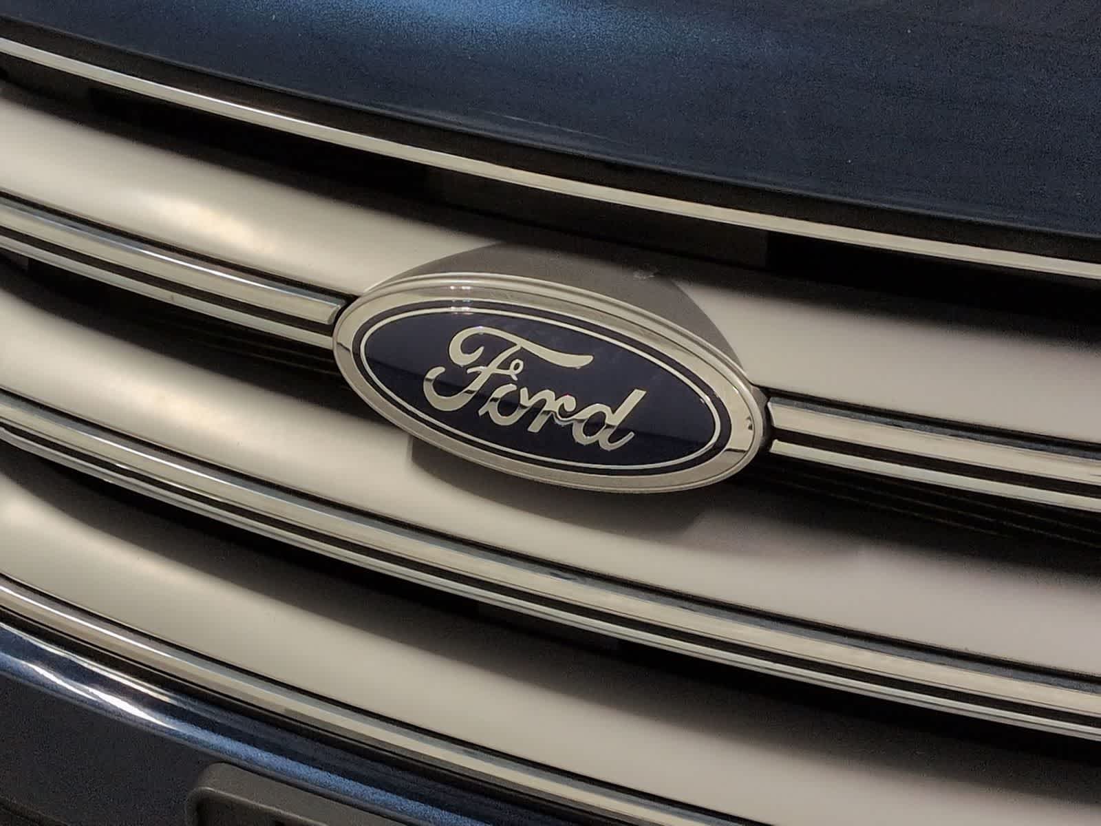 Thumbnail: 2017 Ford Edge - 12