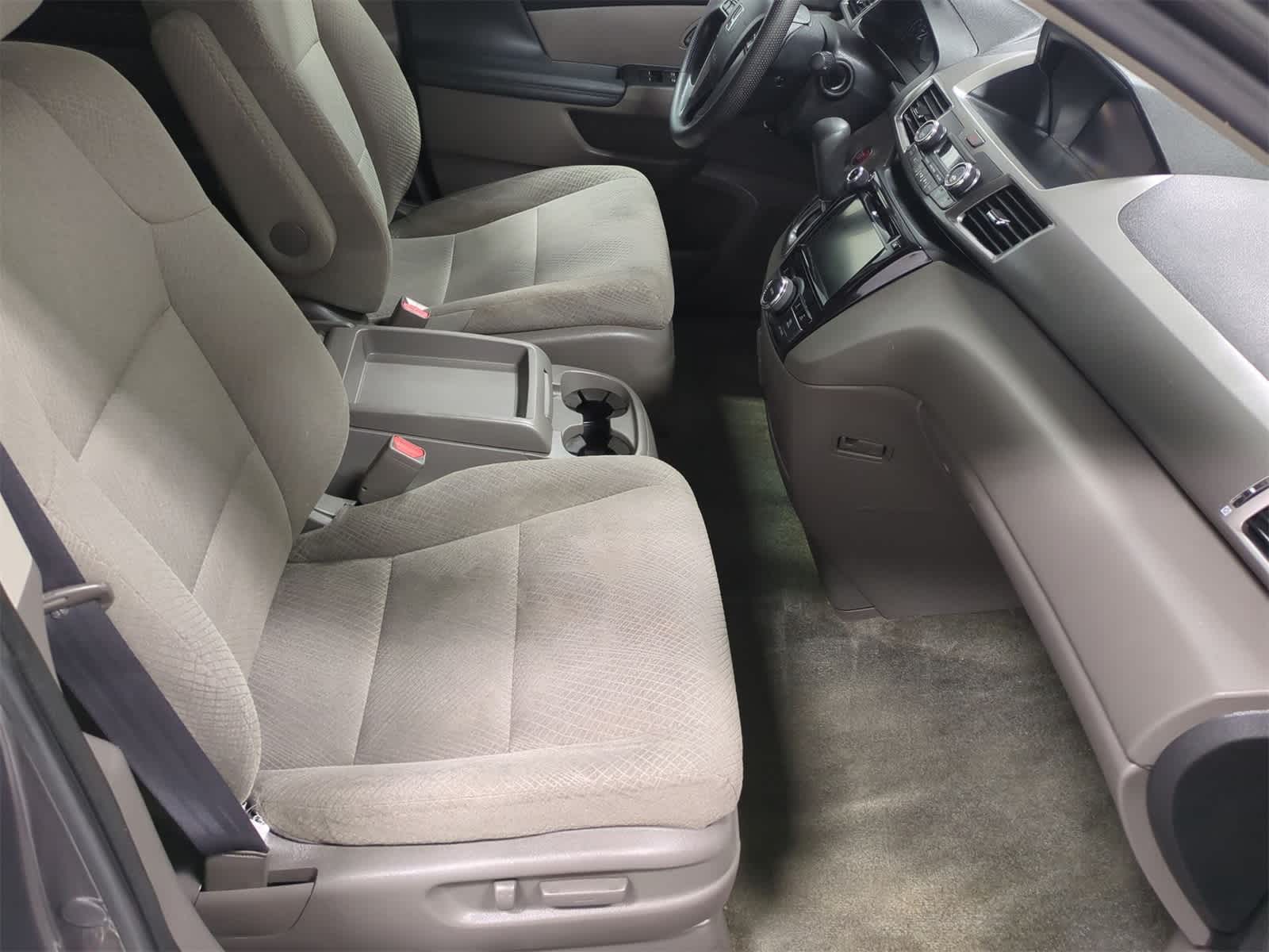 Thumbnail: 2016 Honda Odyssey - 22