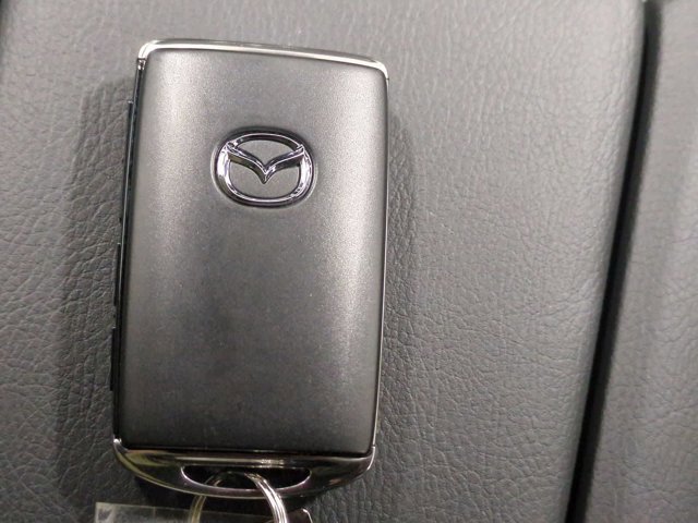 2025 Mazda MX-5 Miata Grand Touring - Photo 35