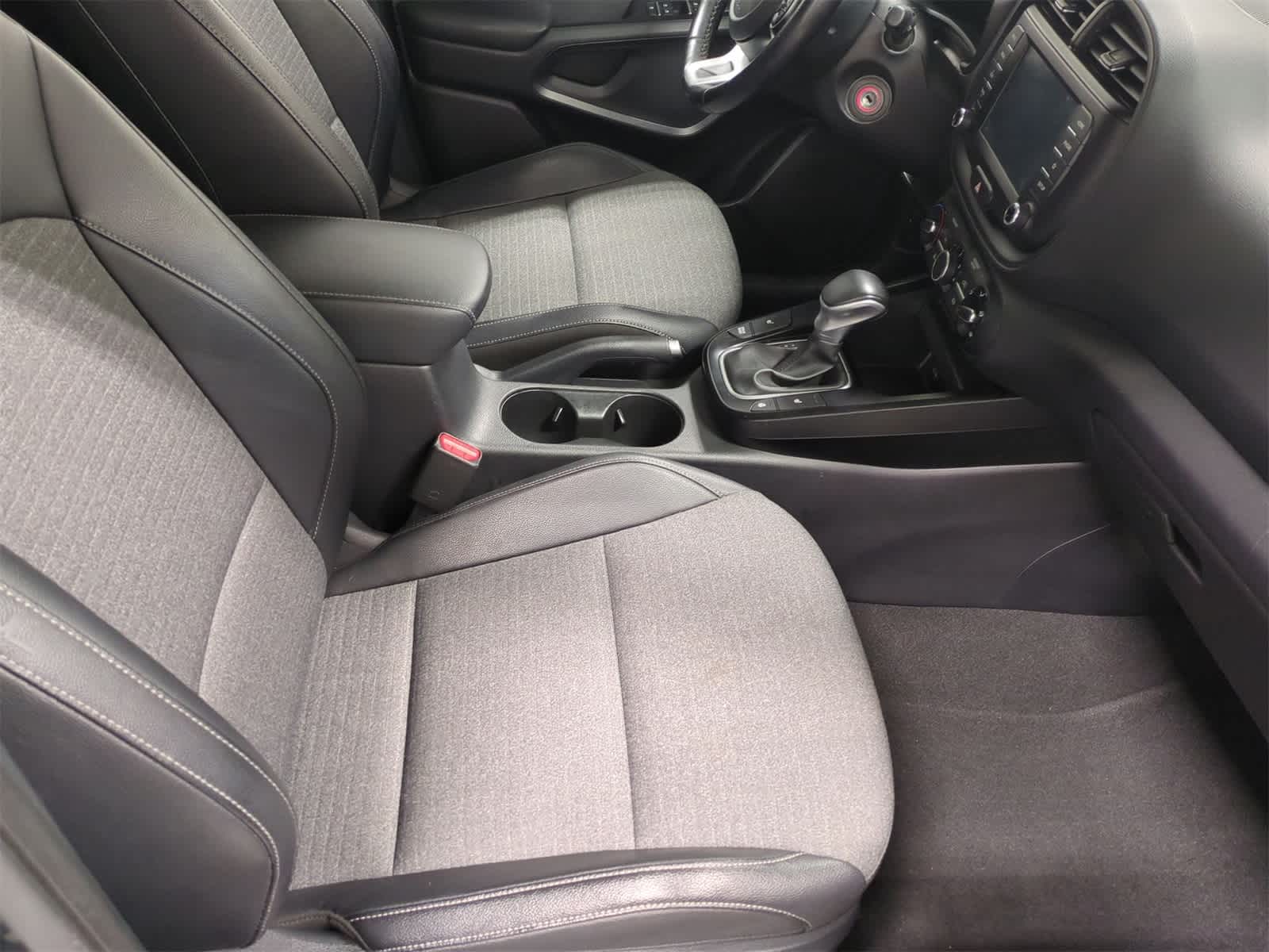 Thumbnail: 2020 Kia Soul - 24