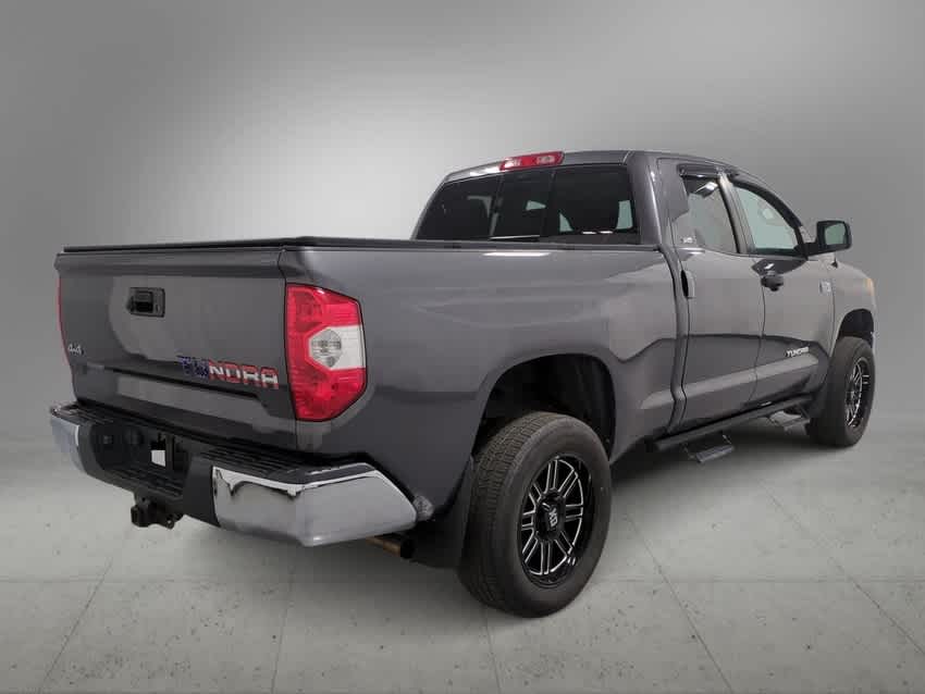 2016 Toyota Tundra SR5 8