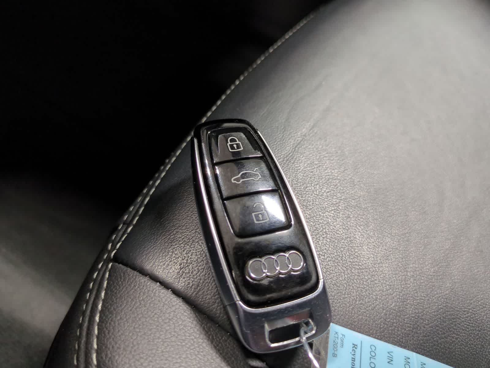 Thumbnail: 2019 Audi Q8 - 35