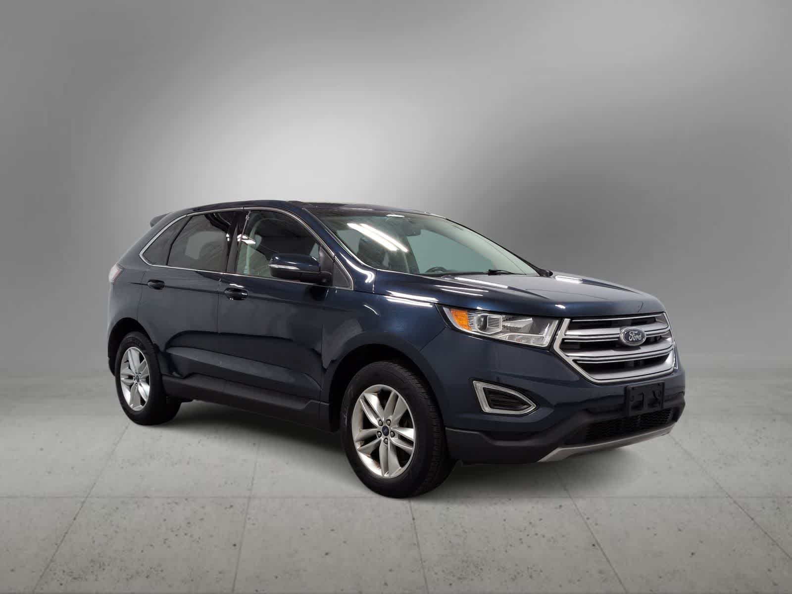 Thumbnail: 2017 Ford Edge - 2