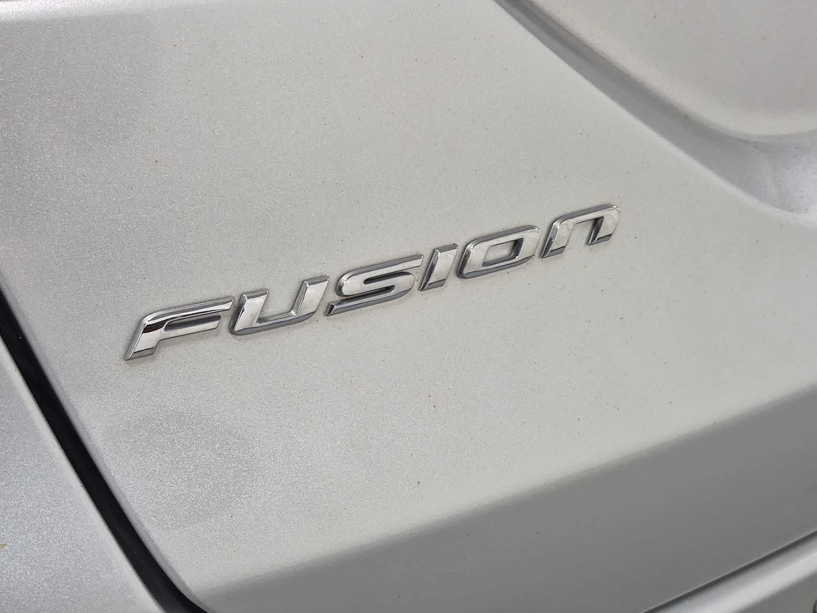 Thumbnail: 2016 Ford Fusion - 12