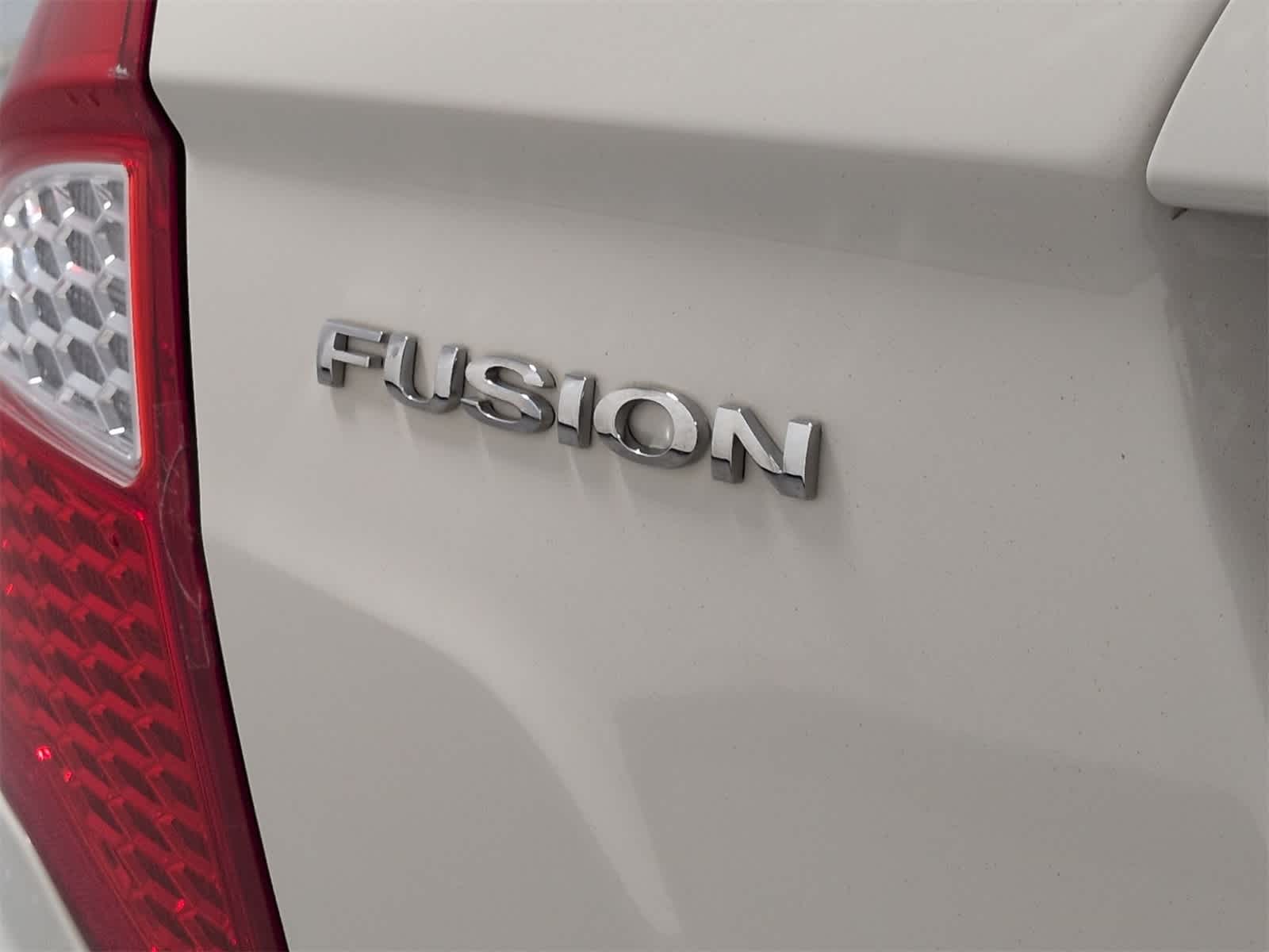 Thumbnail: 2012 Ford Fusion - 12