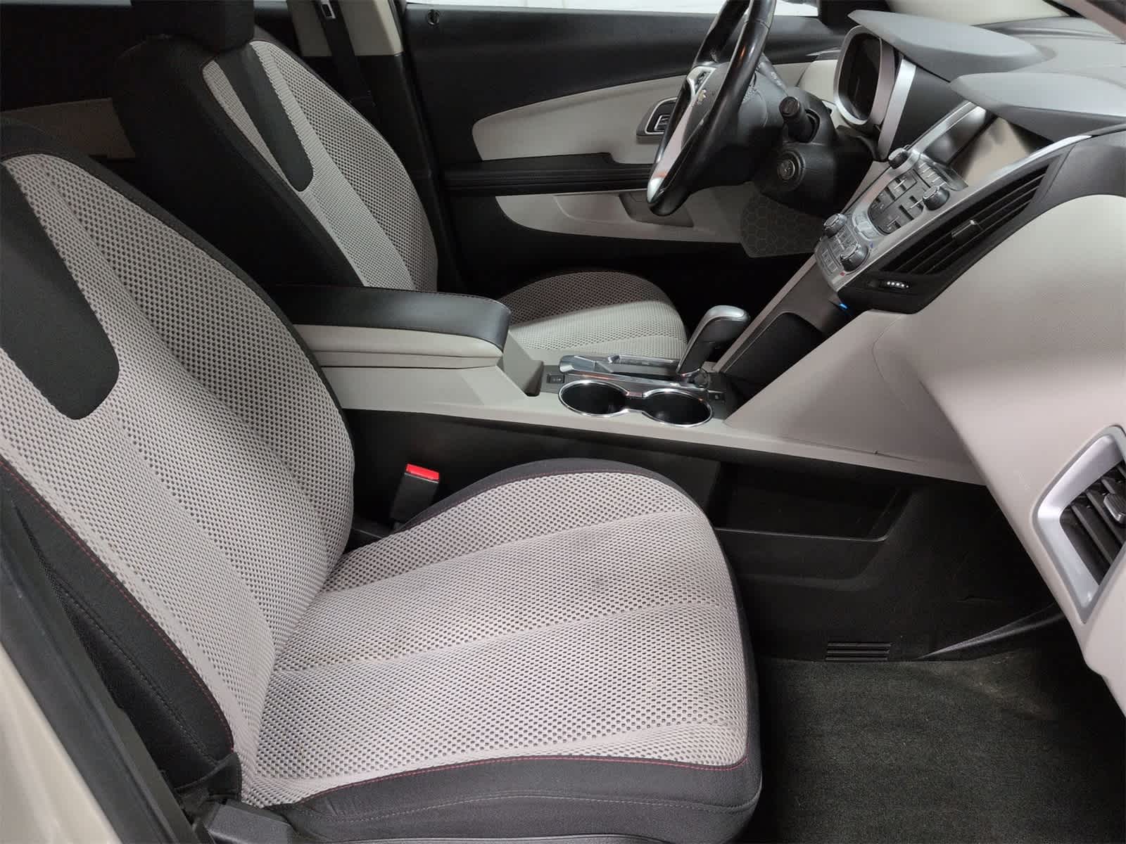 Thumbnail: 2015 Chevrolet Equinox - 21