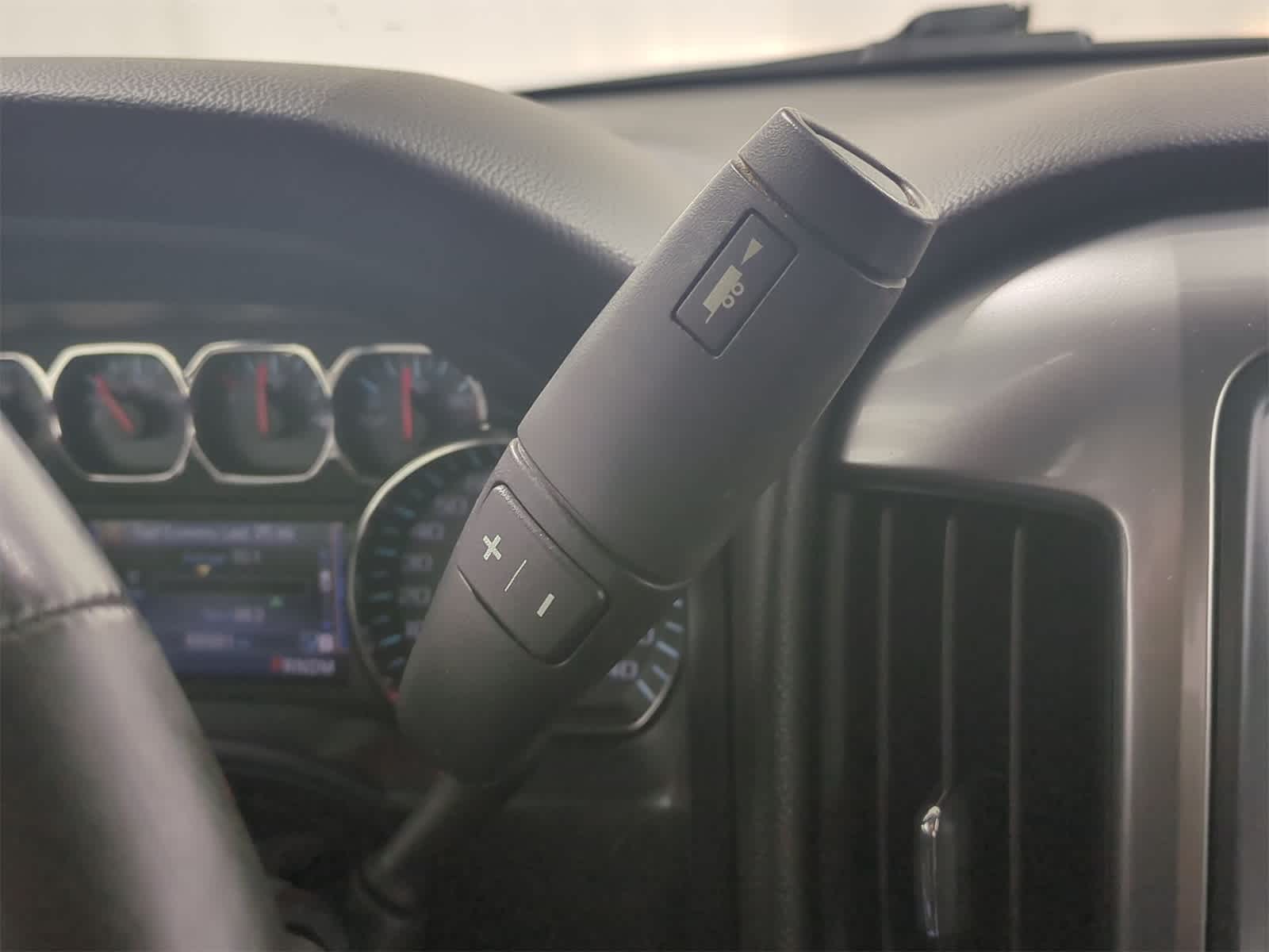 Thumbnail: 2014 Chevrolet Silverado 1500 - 30