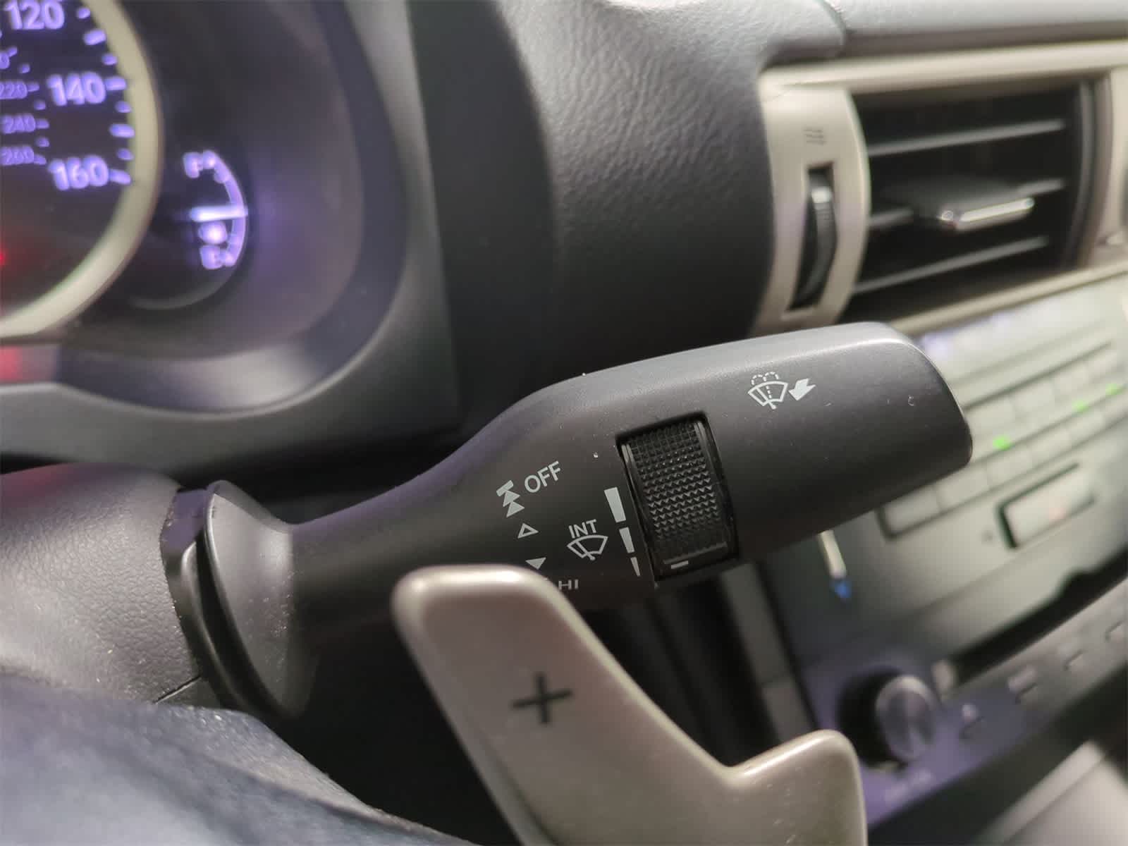 Thumbnail: 2014 Lexus IS - 28