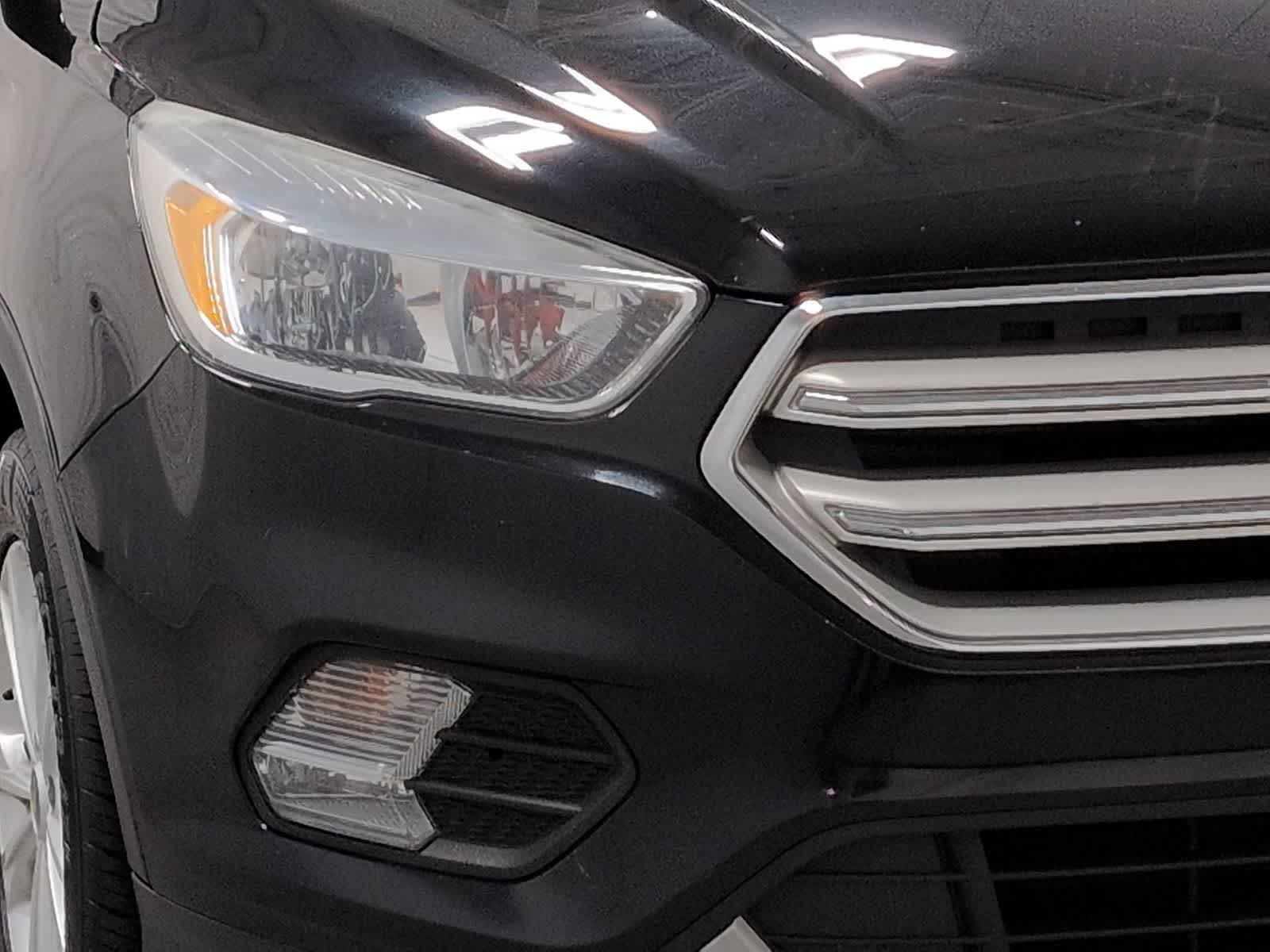 Thumbnail: 2018 Ford Escape - 11