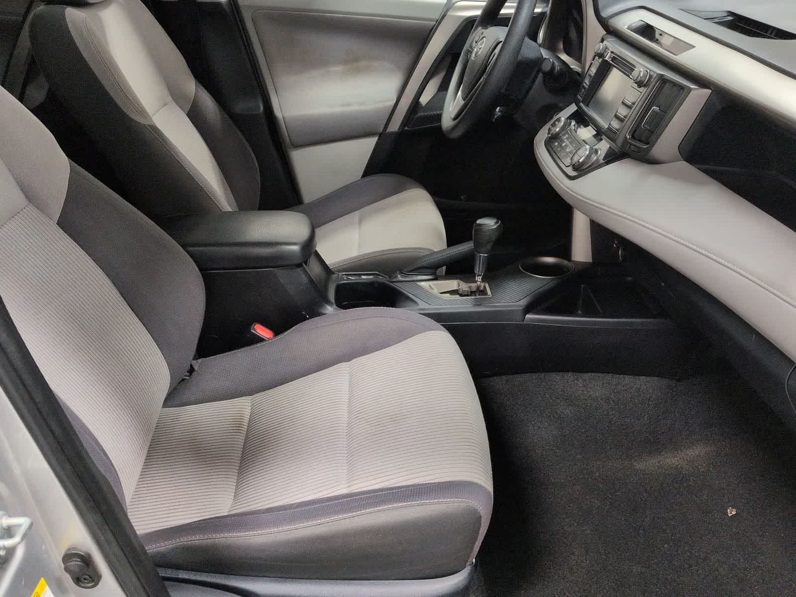 Thumbnail: 2013 Toyota RAV4 - 24