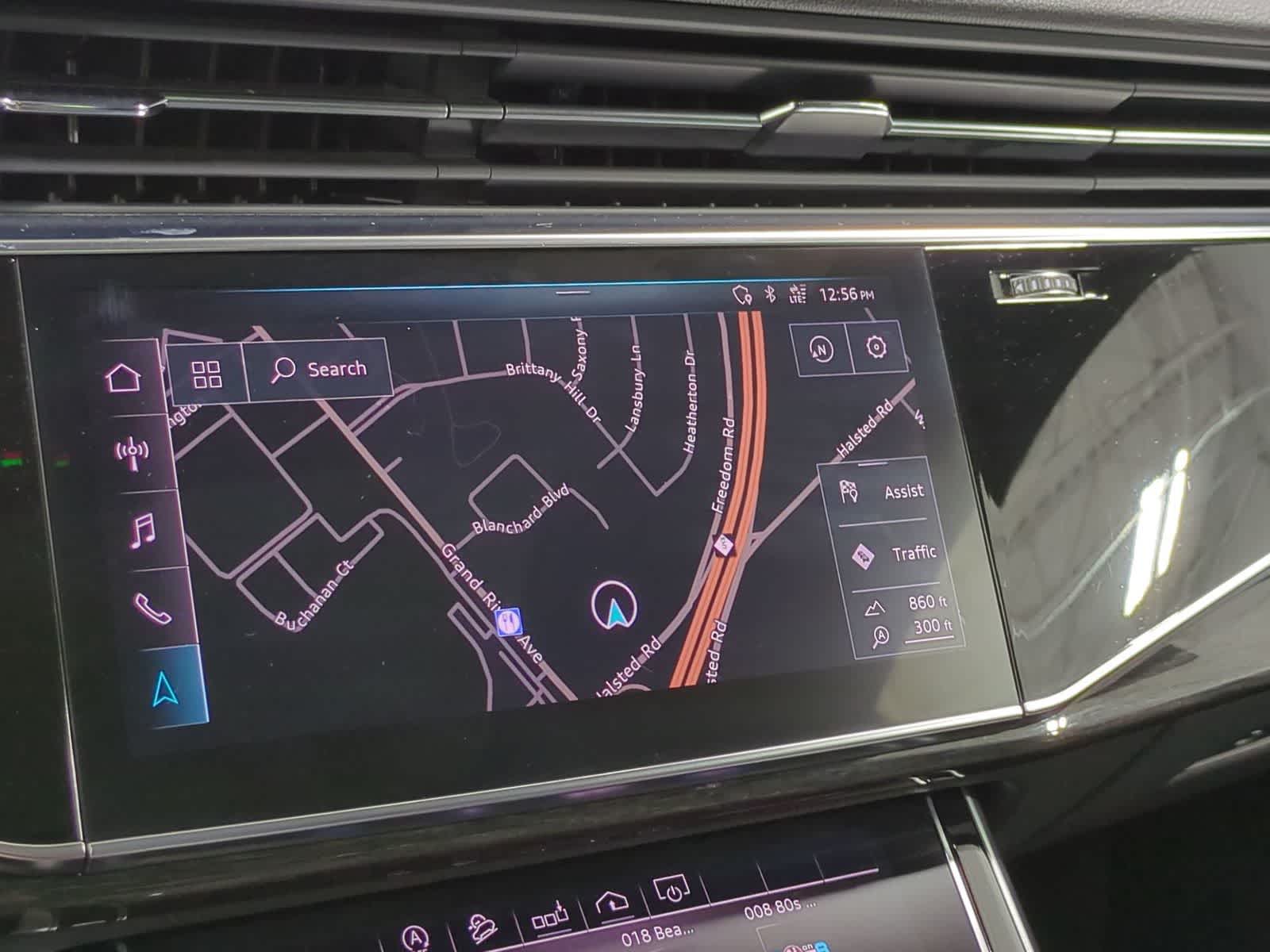 Thumbnail: 2019 Audi Q8 - 30