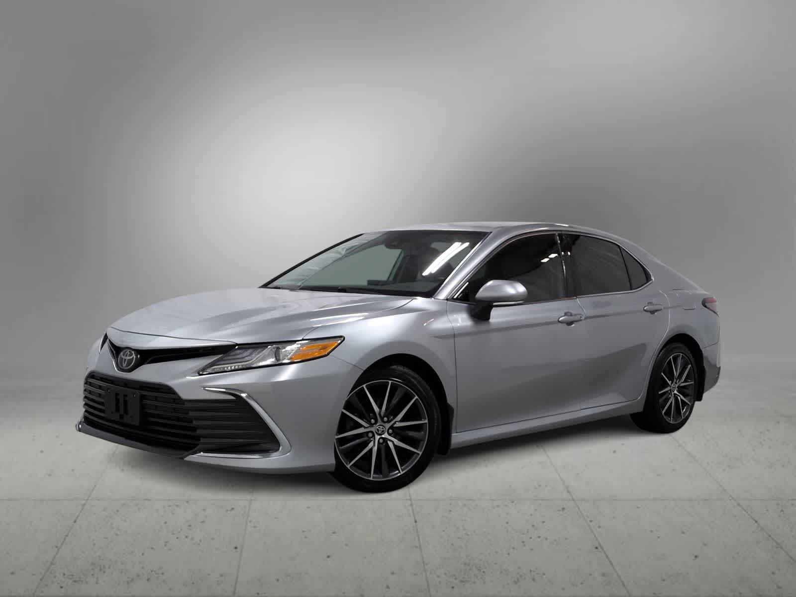 Thumbnail: 2022 Toyota Camry - 1