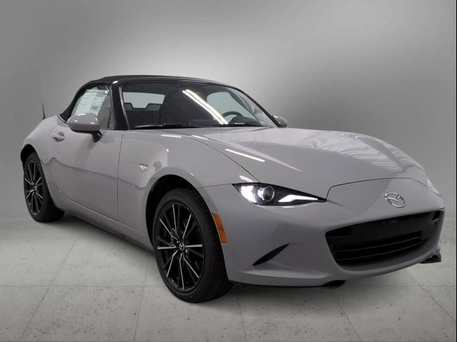 Thumbnail: 2026 Mazda MX-5 Miata - 2