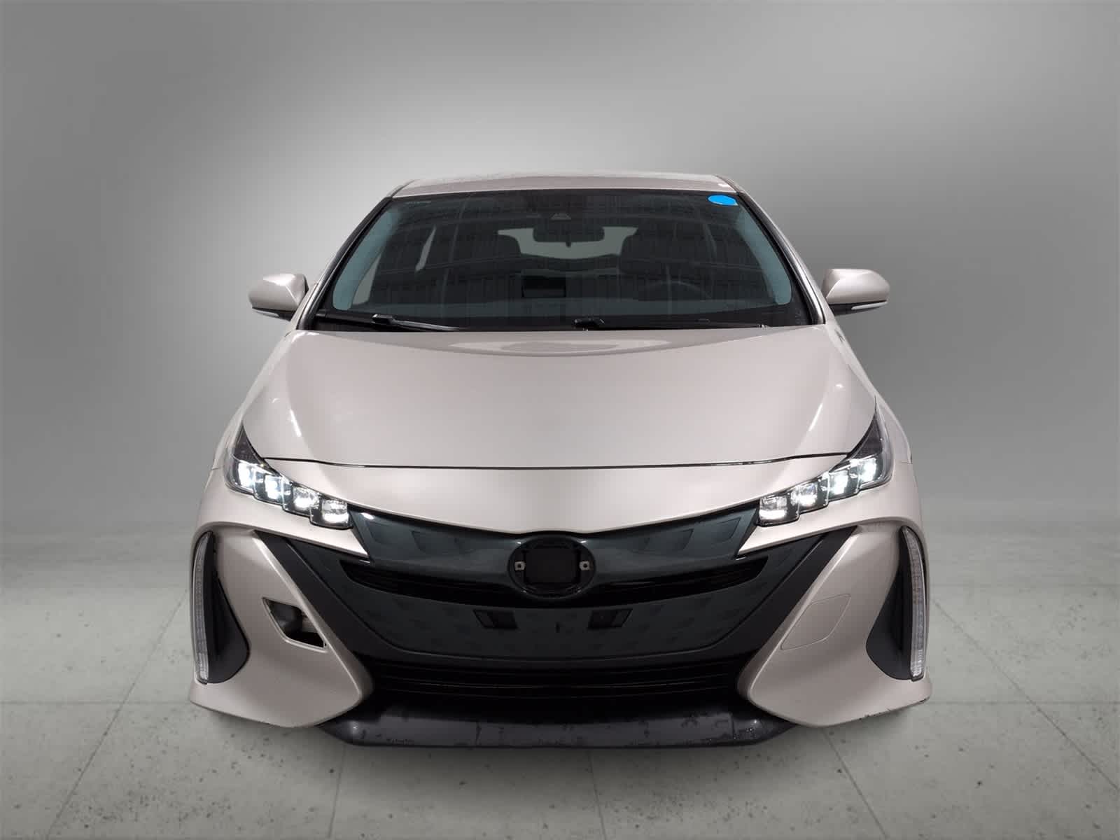 Thumbnail: 2017 Toyota Prius Prime - 3