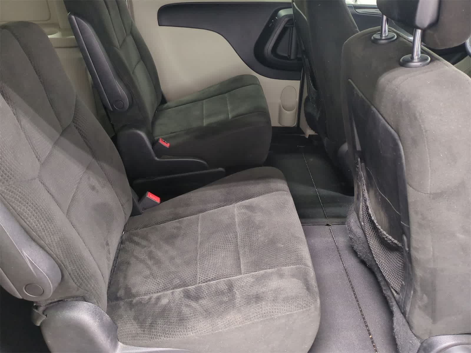 Thumbnail: 2013 Dodge Grand Caravan - 21