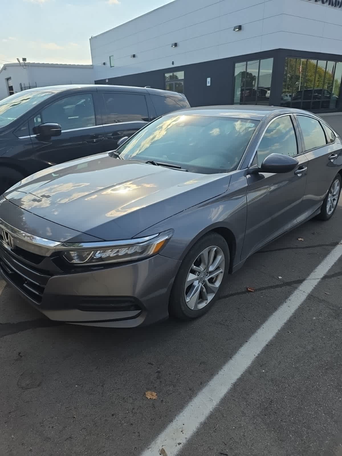 2018 Honda Accord LX photo 2
