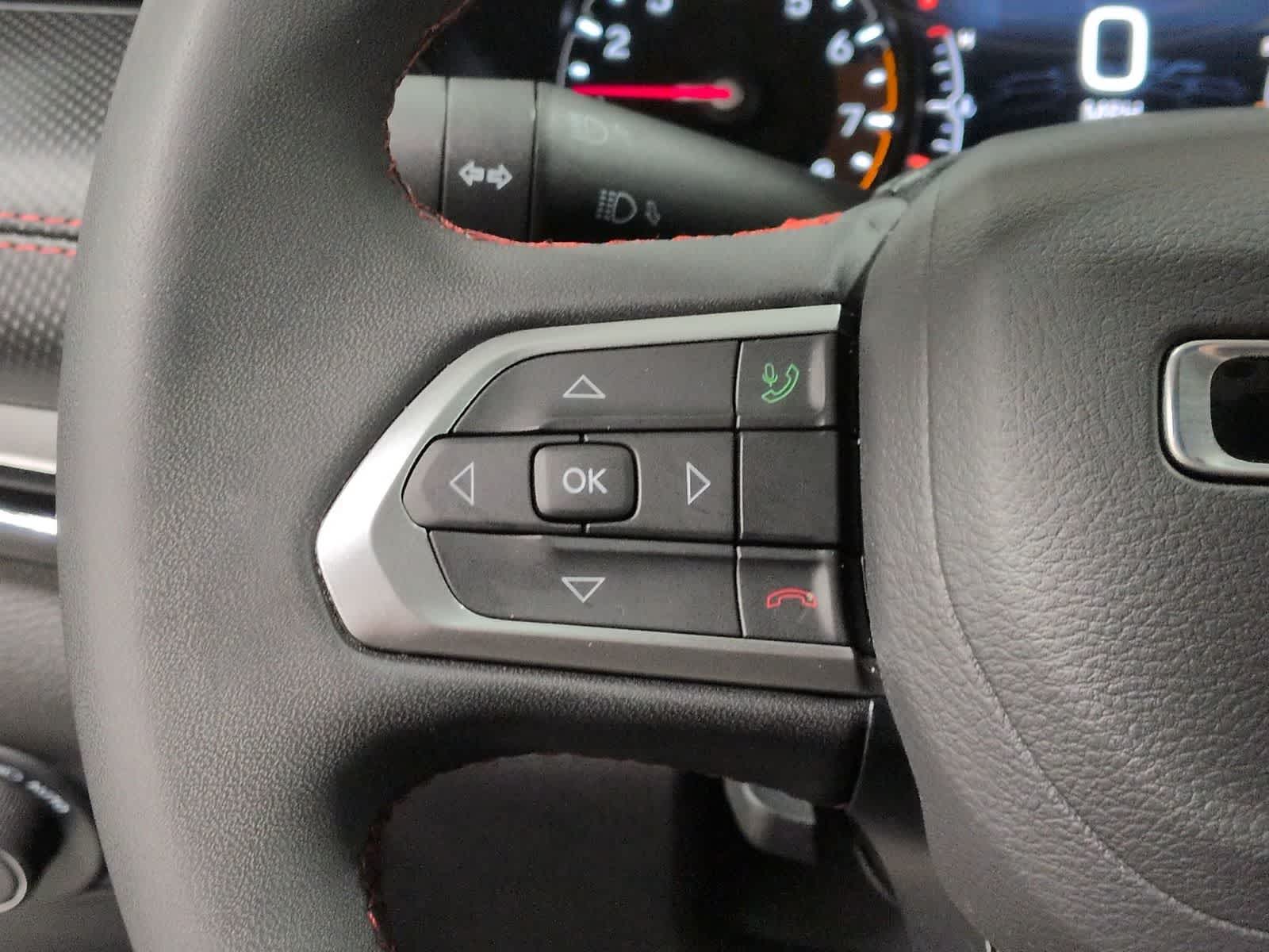 Thumbnail: 2025 Jeep Compass - 24