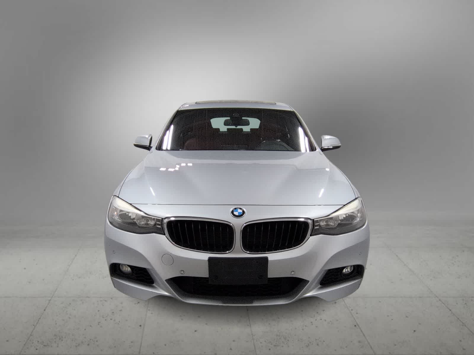 Thumbnail: 2016 BMW 3 Series - 3