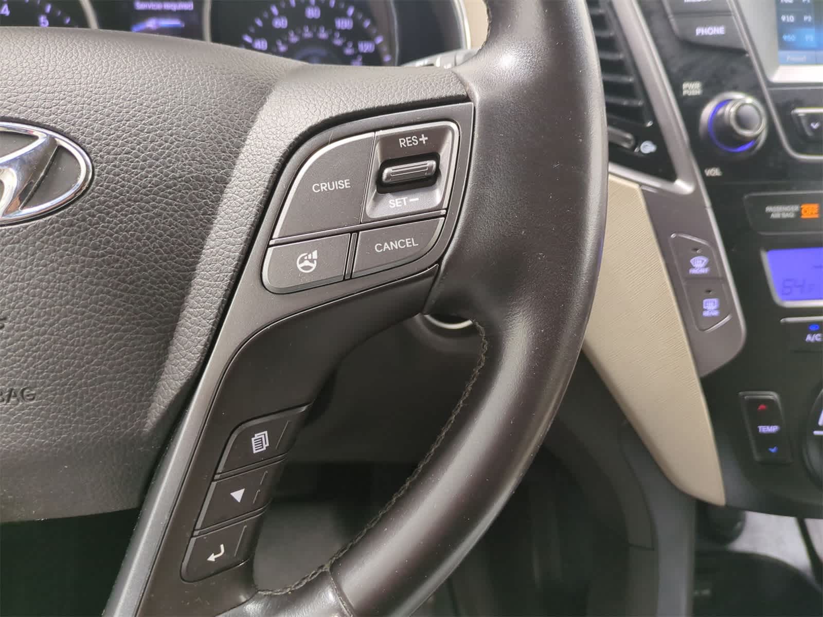 Thumbnail: 2013 Hyundai Santa Fe - 25