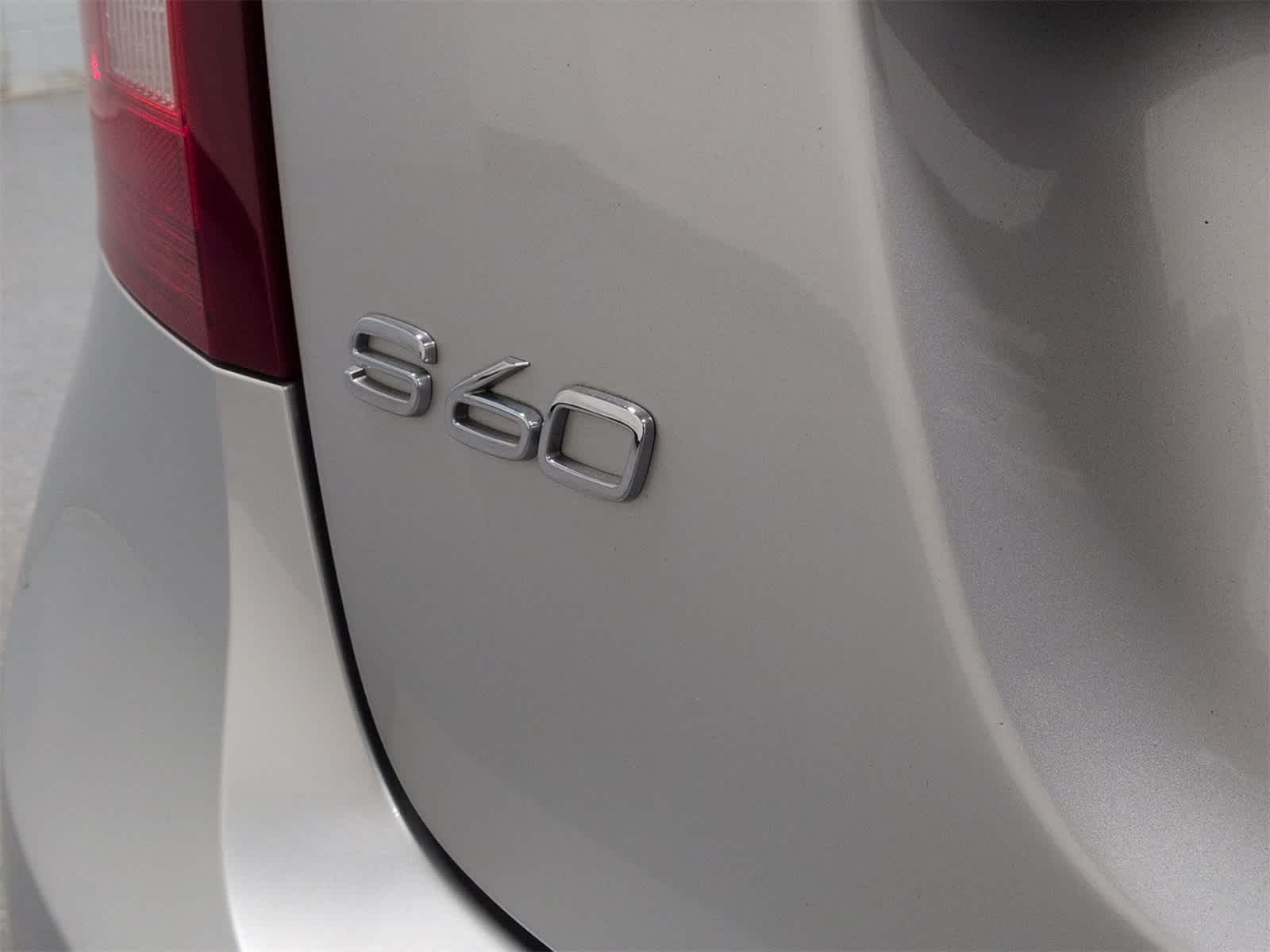 Thumbnail: 2017 Volvo S60 - 13