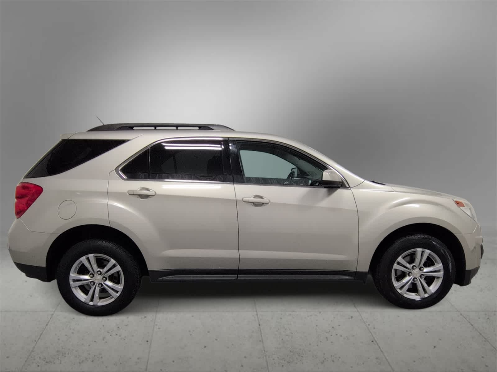 Thumbnail: 2015 Chevrolet Equinox - 9