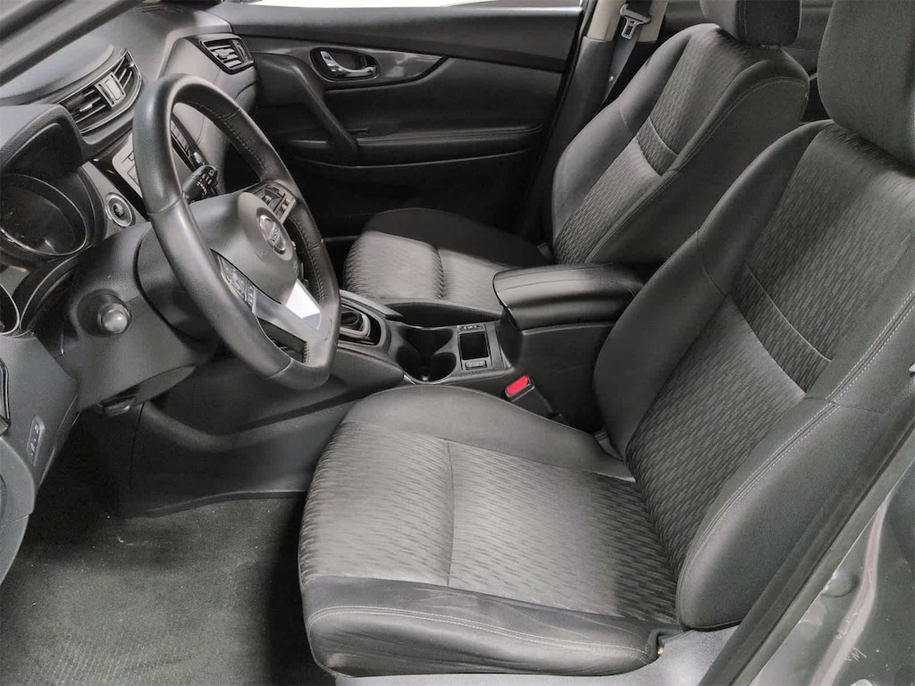 Used 2019 Nissan Rogue SV SUV