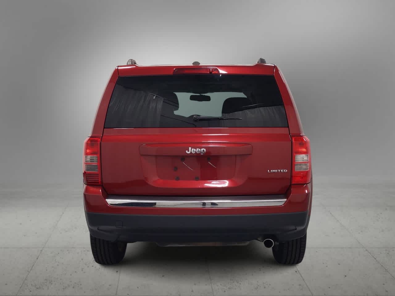 Thumbnail: 2014 Jeep Patriot - 7