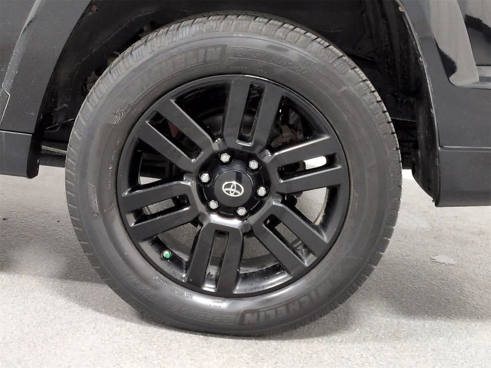 Thumbnail: 2021 Toyota 4Runner - 14