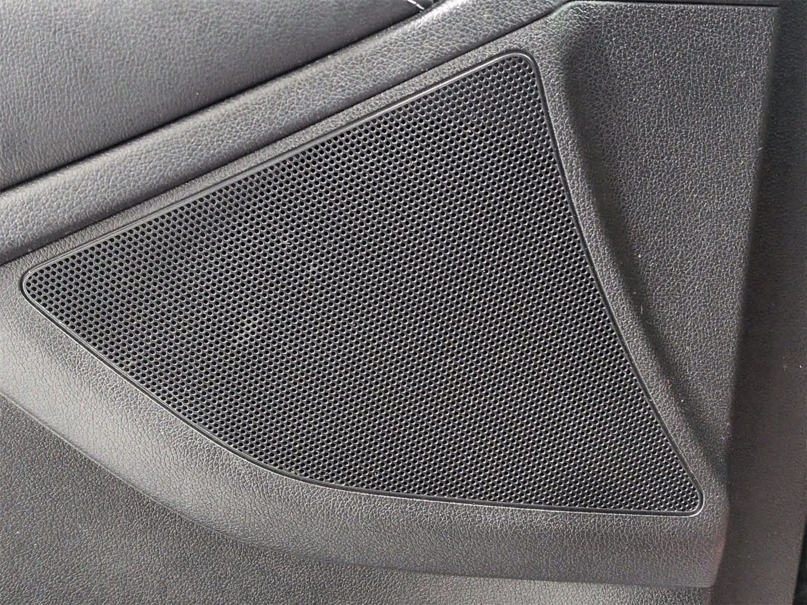 Thumbnail: 2016 Kia Sorento - 30