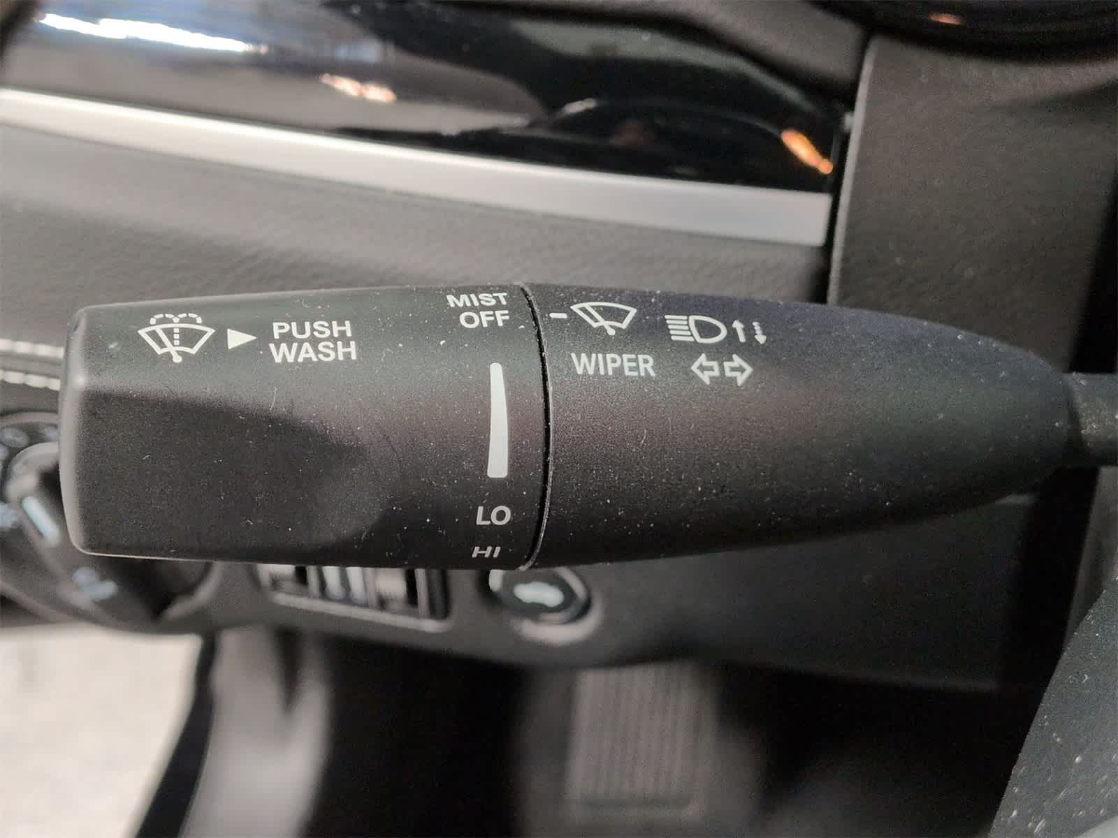 Thumbnail: 2023 Chrysler 300 - 29