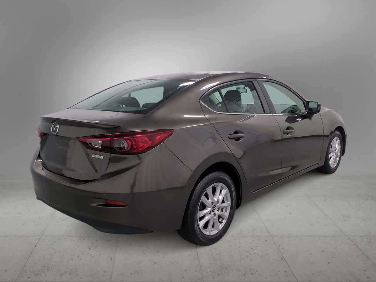 Thumbnail: 2016 Mazda Mazda3 - 8